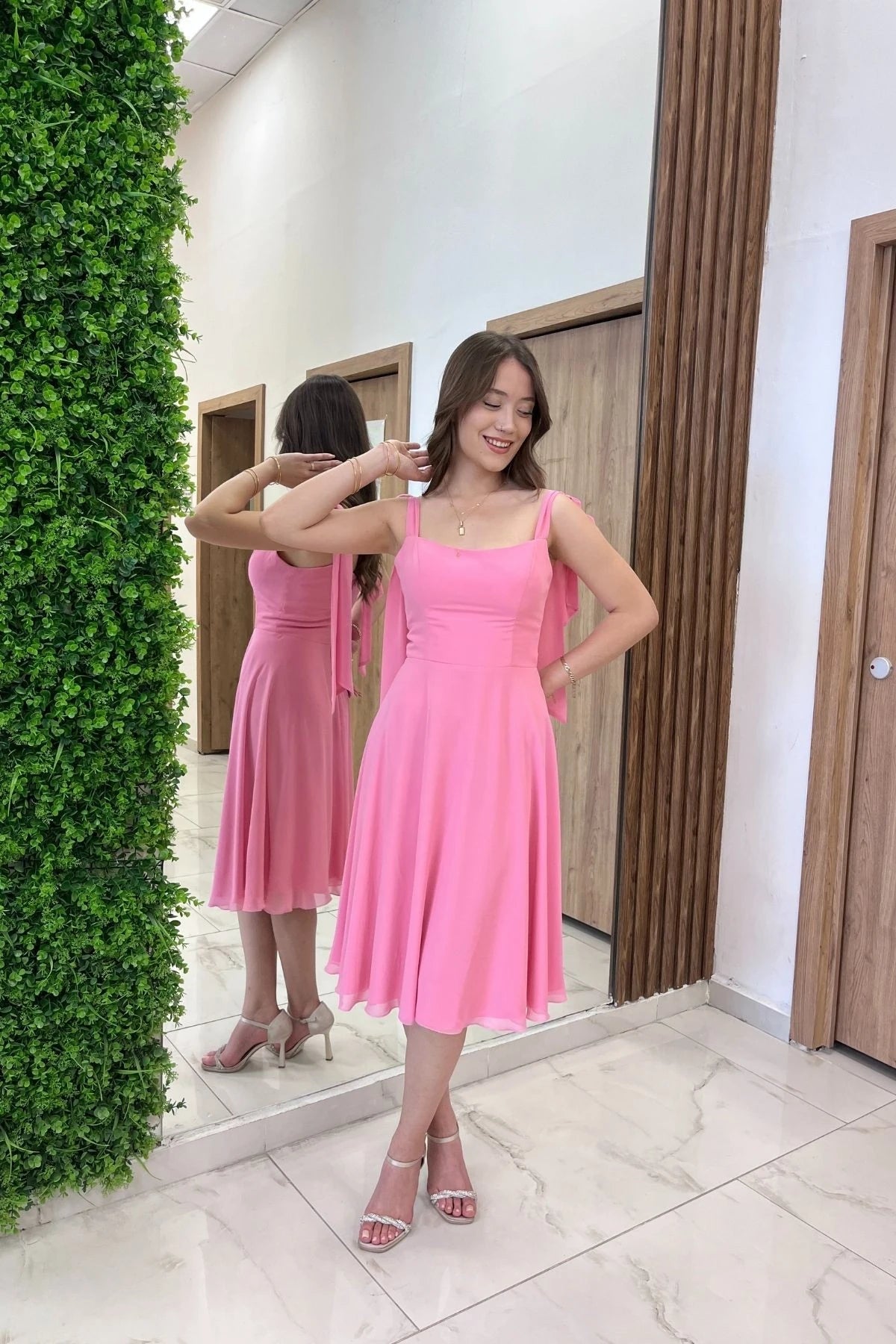 Image of Women's Short Dress with Shoulder Straps and Lining