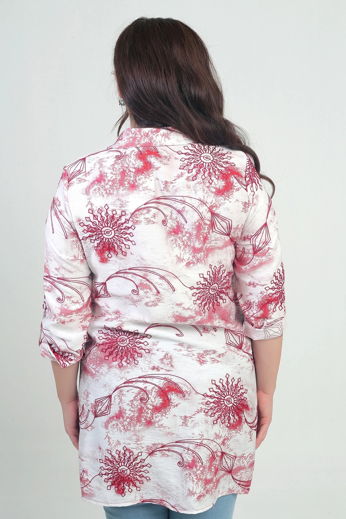 Image of Women's Plus Size Long Shirt with Folded Sleeves and Batik Pattern