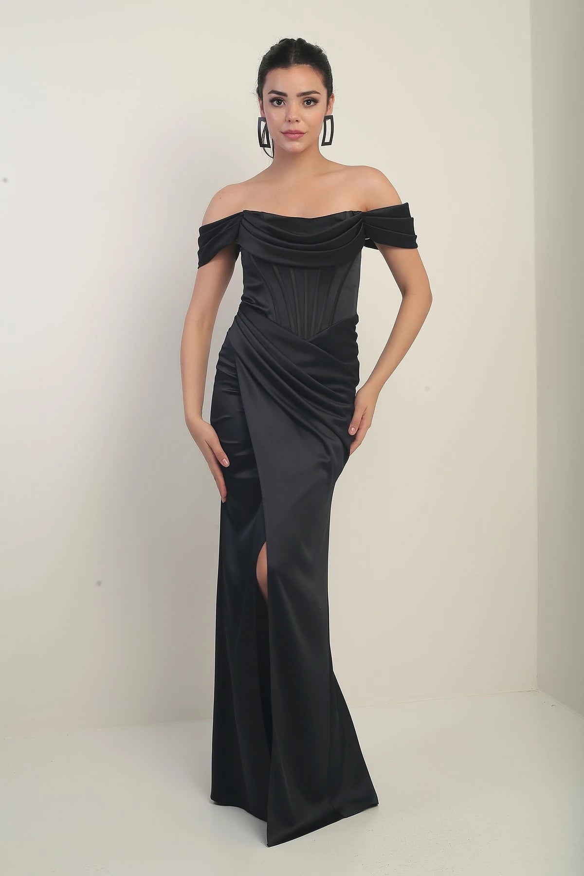 Image of Women's Strapless Low-Sleeve Lined Underwired Satin Long Dress