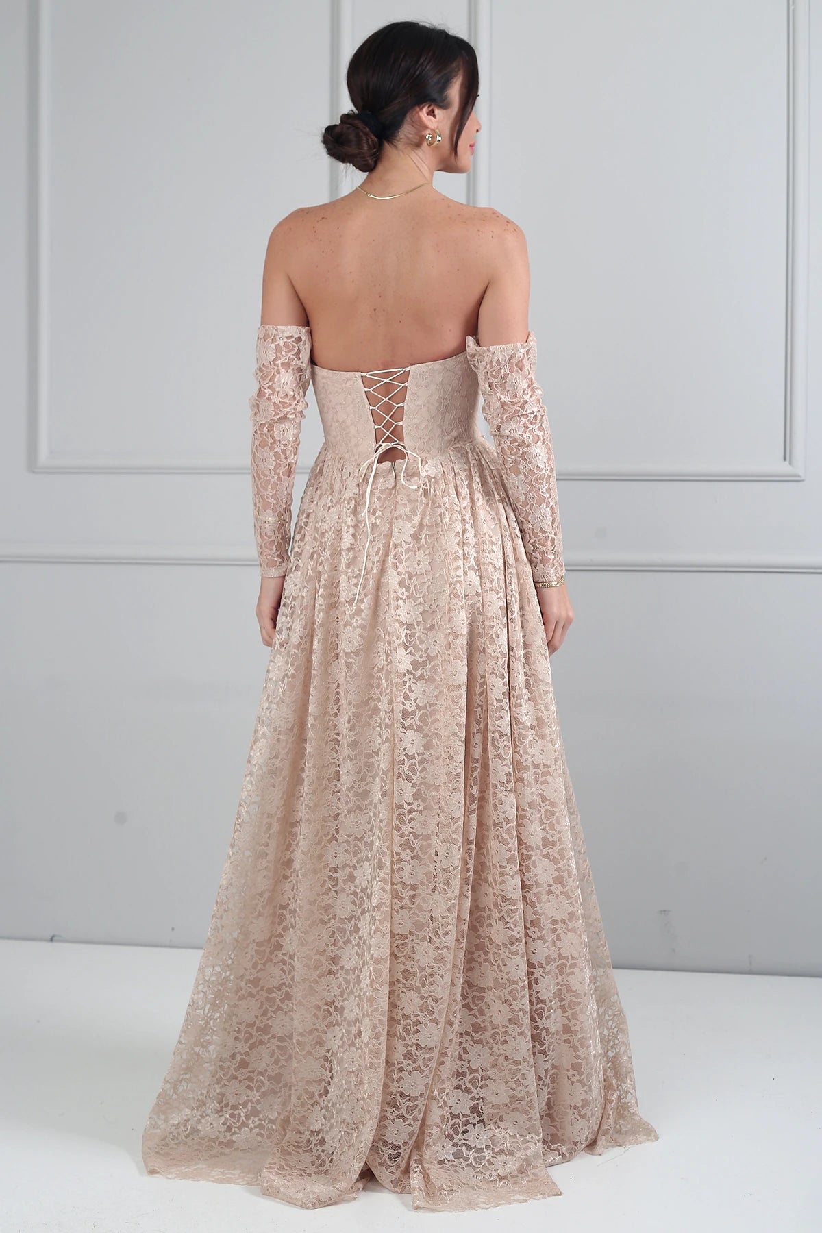 Image of Women's 3-Piece Strapless Evening Dress with Beaded Lace Fabric and Lining