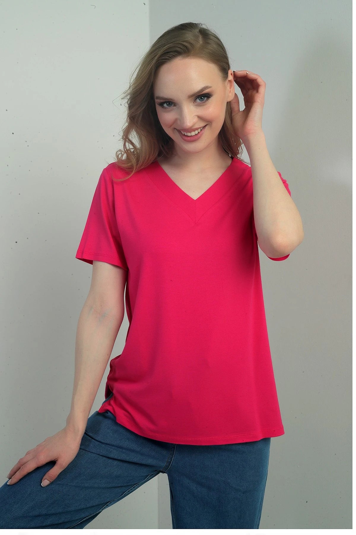 Image of Women's V-Neck Short-Sleeve Blouse with Slit