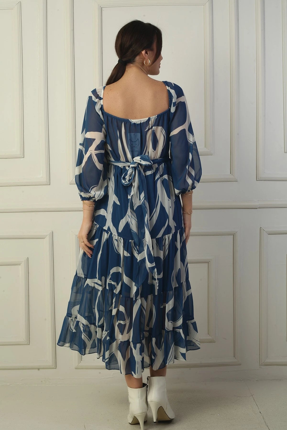 Image of Madonna Neckline Lined Cross-Tie Abstract Pattern Wrap Chiffon Dress