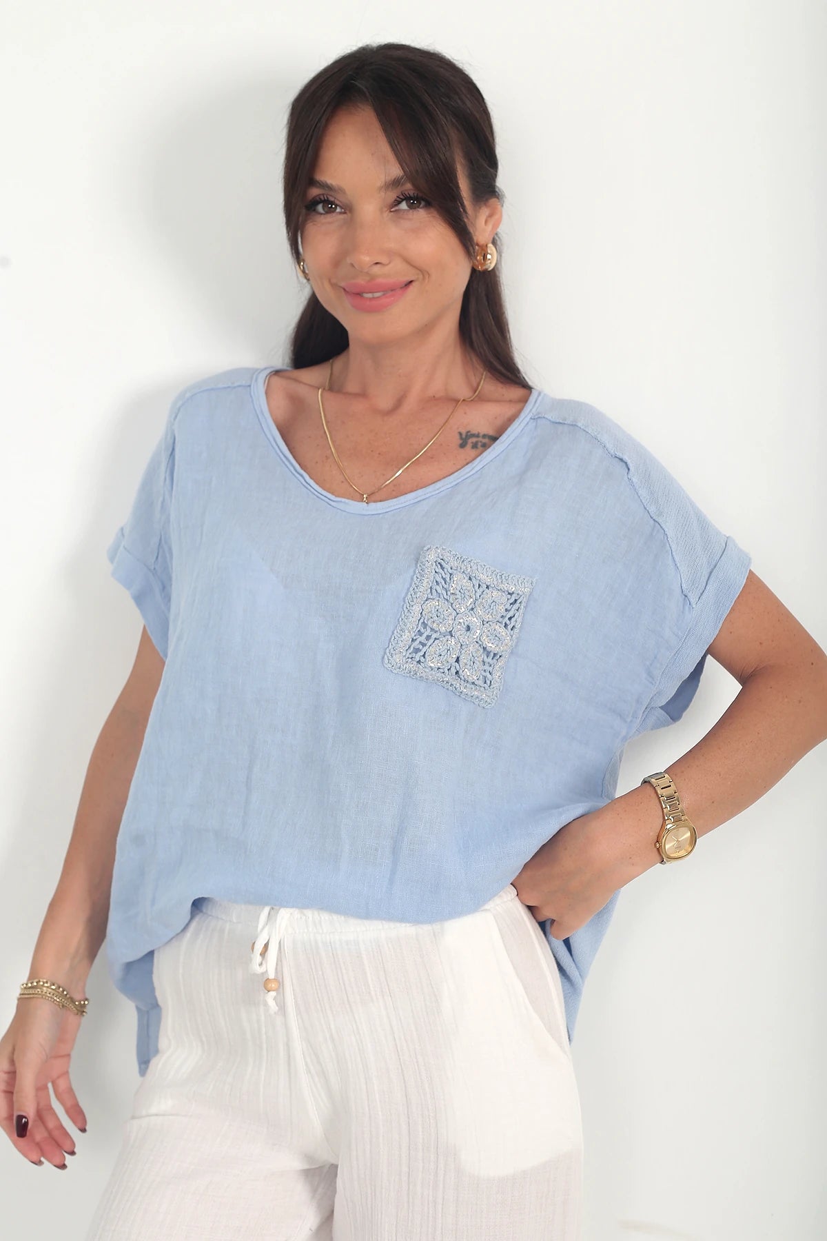 Image of Kadın İtalyan Cotton V Yaka Örgü Dantel Tek Cepli Oversize Keten Bluz