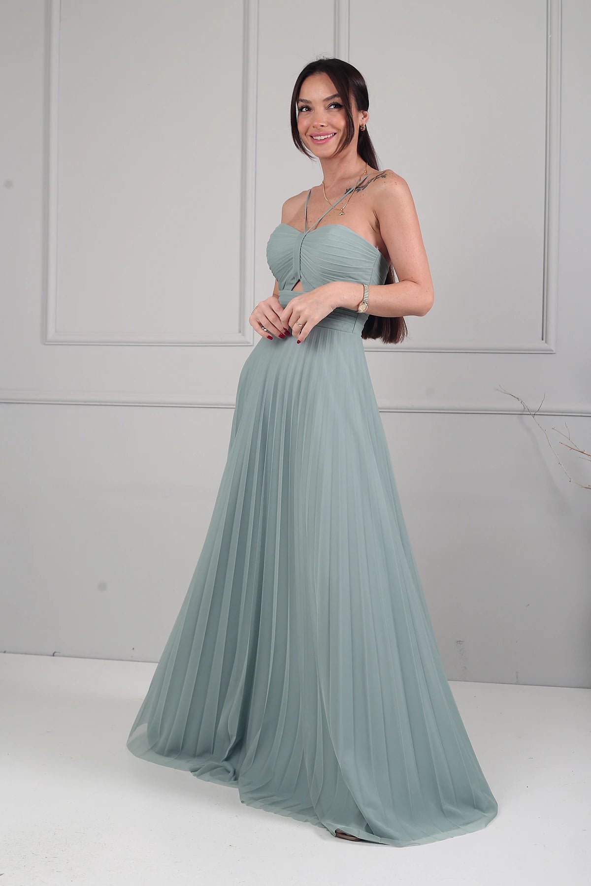 Image of Women's Strapless Neckline Lined Pleated Long Tulle Dress