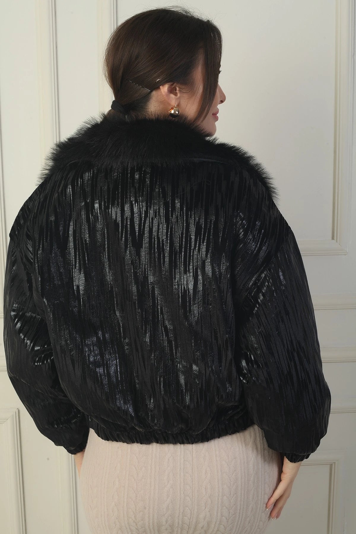 Image of Women's Fur-Collared, Zip-Front, Lined Zigzag Pattern Coat