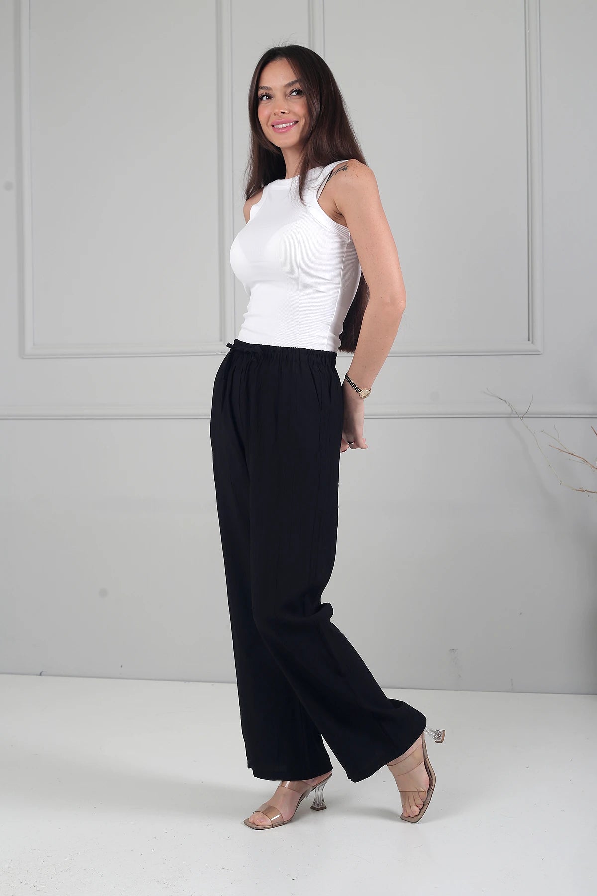Image of Women's Elastic Waist Wide Leg Strawberry Patterned Pants with Pockets