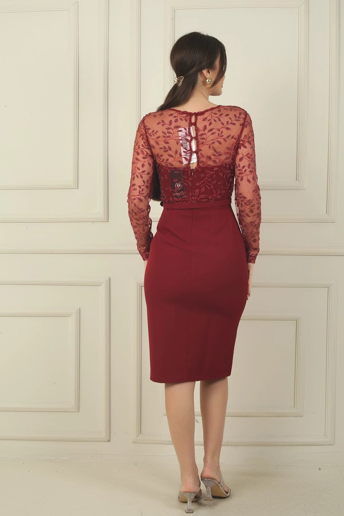 Image of Kadın Üstü Tül Yaprak Flok Baskılı Kemerli Kısa Krep Elbise