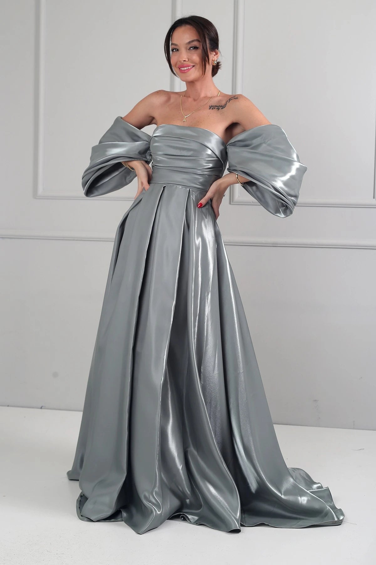 Image of Women's Strapless Balloon Sleeve Lined Pleated Pocket Taffeta Long Dress