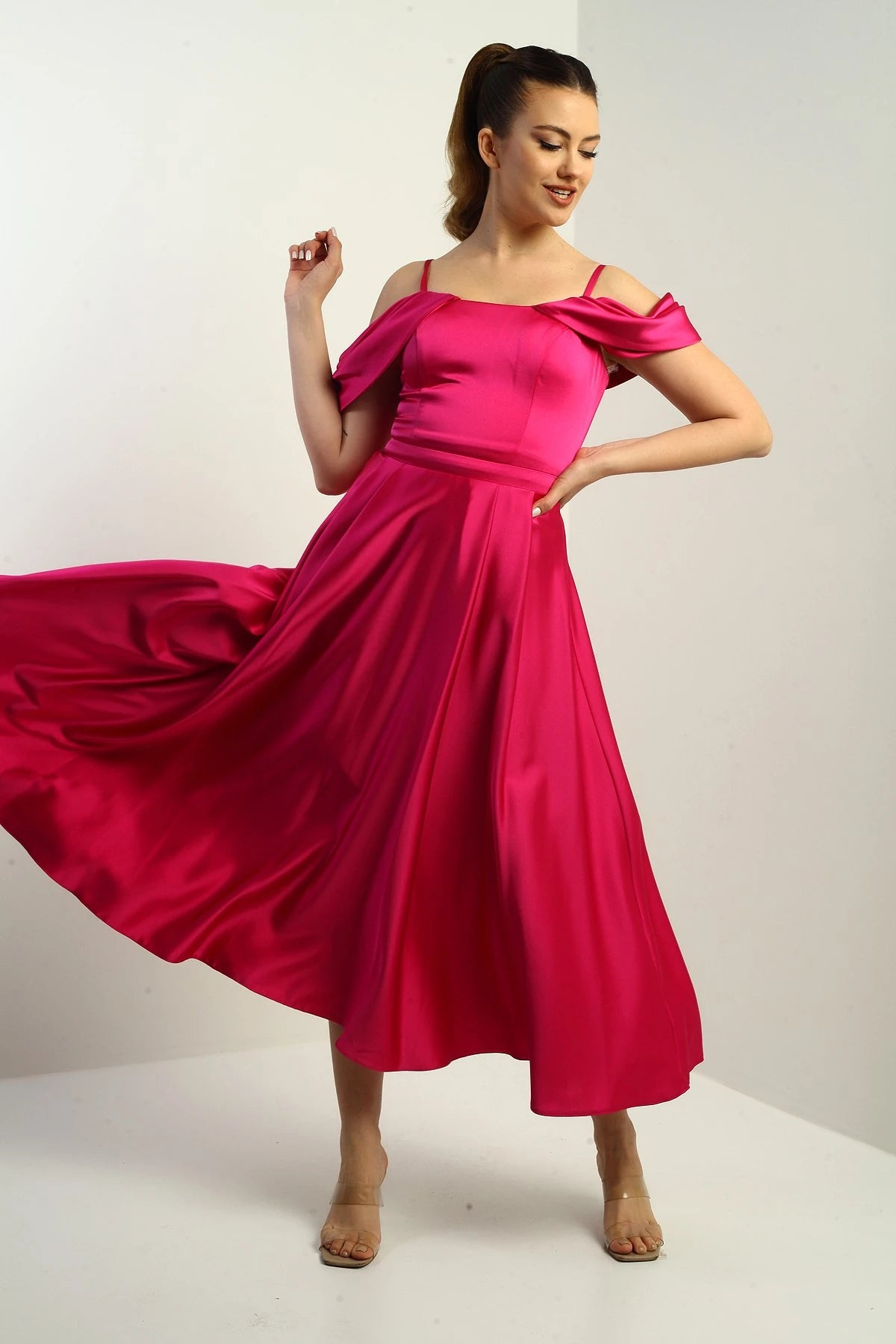 Image of Women's Strappy Dropped Sleeve Lined Pleated Satin Flared Long Dress