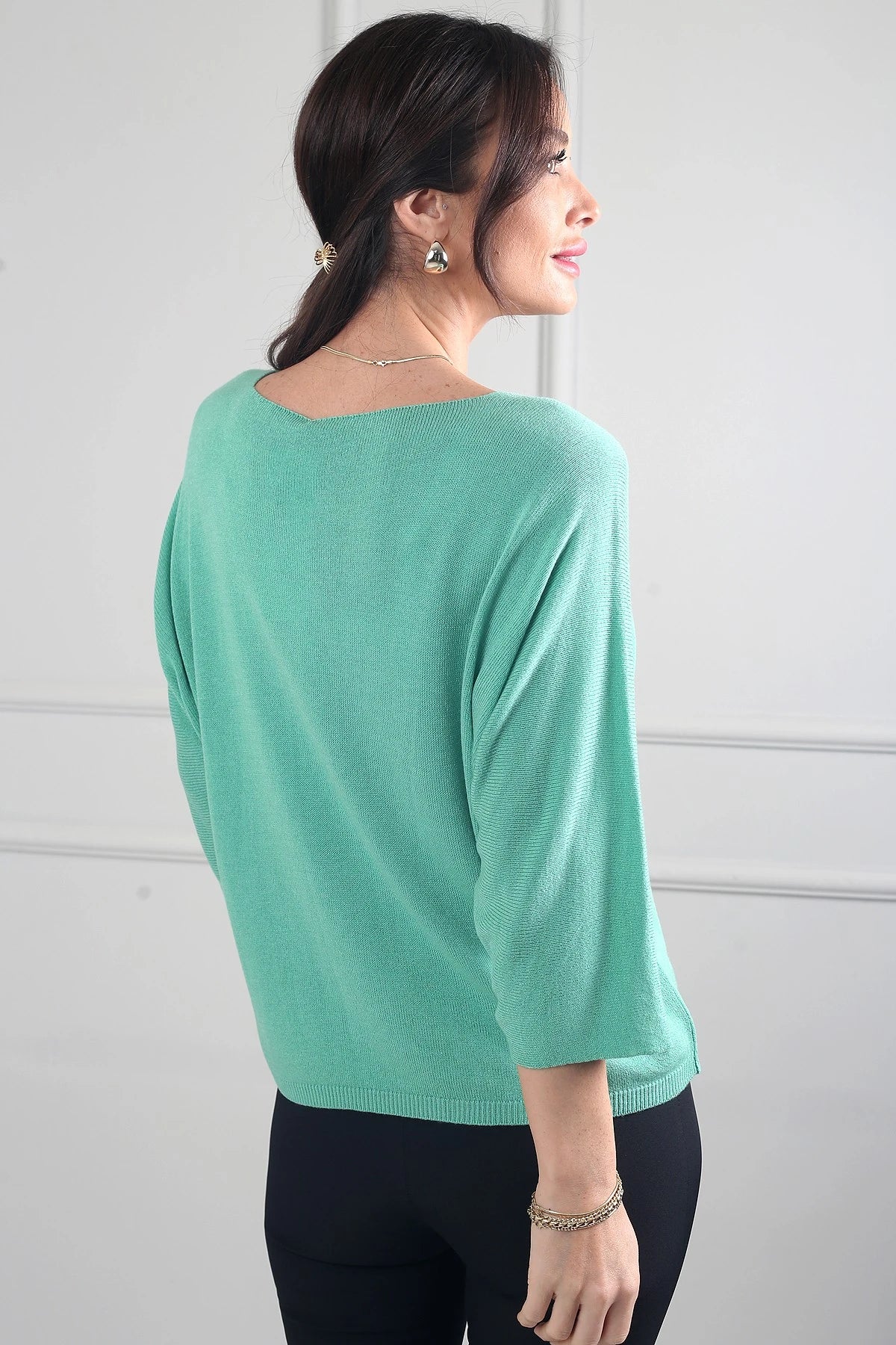 Image of Women's V-Neck Batwing Sleeve Knitted Blouse