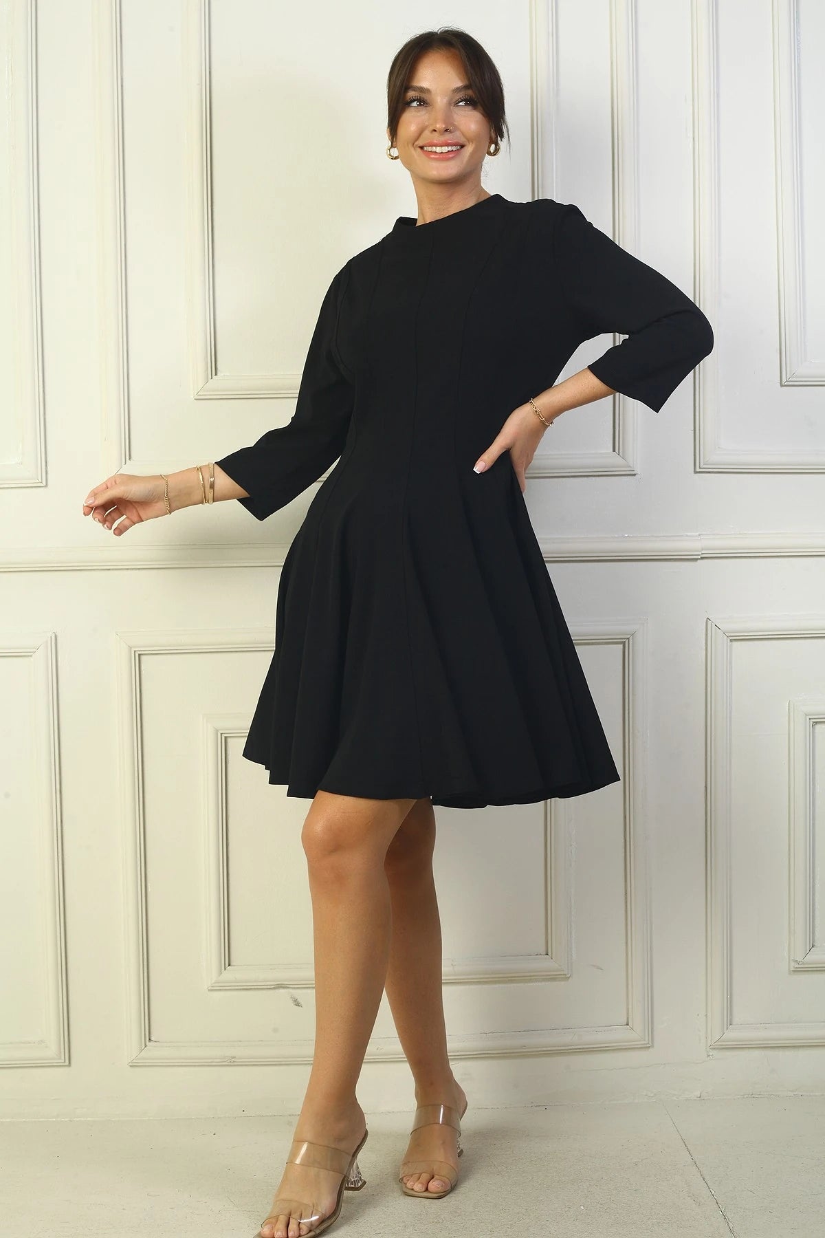 Image of Women's Round Neck, Back Zipper, Flared Skirt, Half Sleeve Dress