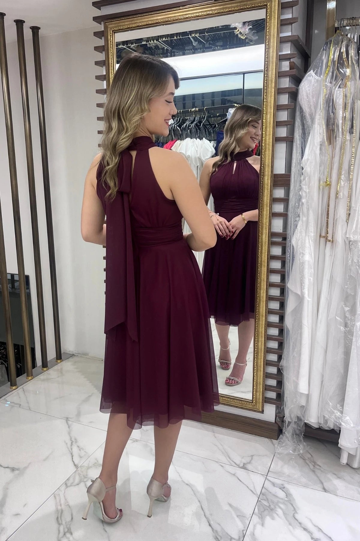 Image of Rochie scurtă din șifon și tul pentru femei, cu decolteu halter și căptușeală