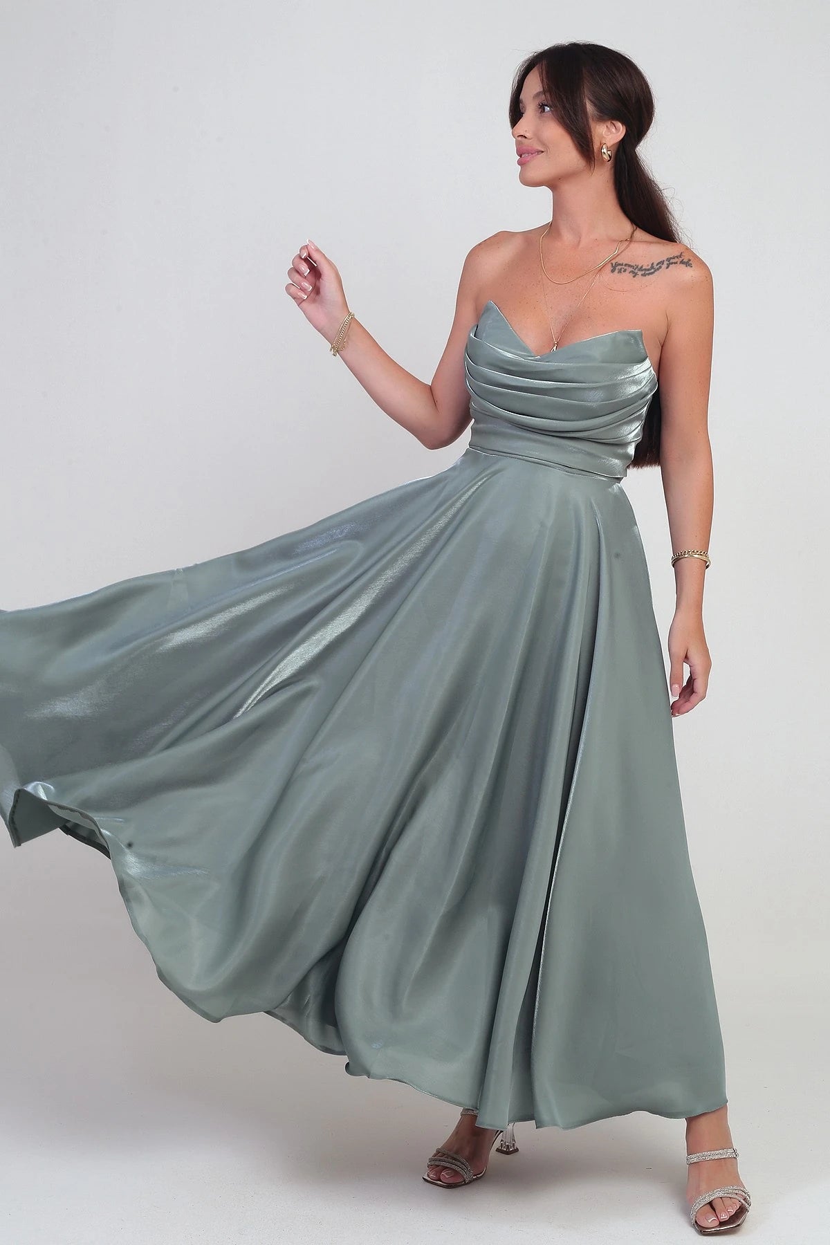 Image of Rochie midi din satin organza, fără bretele, cu decolteu în V pentru femei