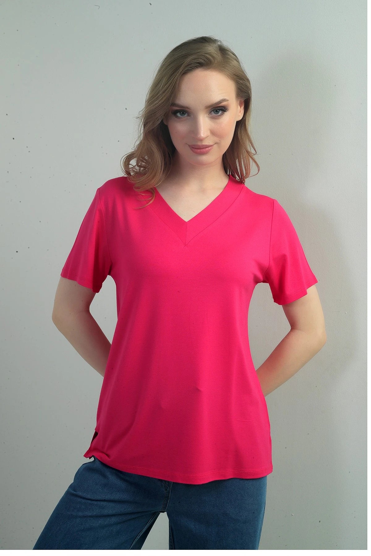 Image of Women's V-Neck Short-Sleeve Blouse with Slit