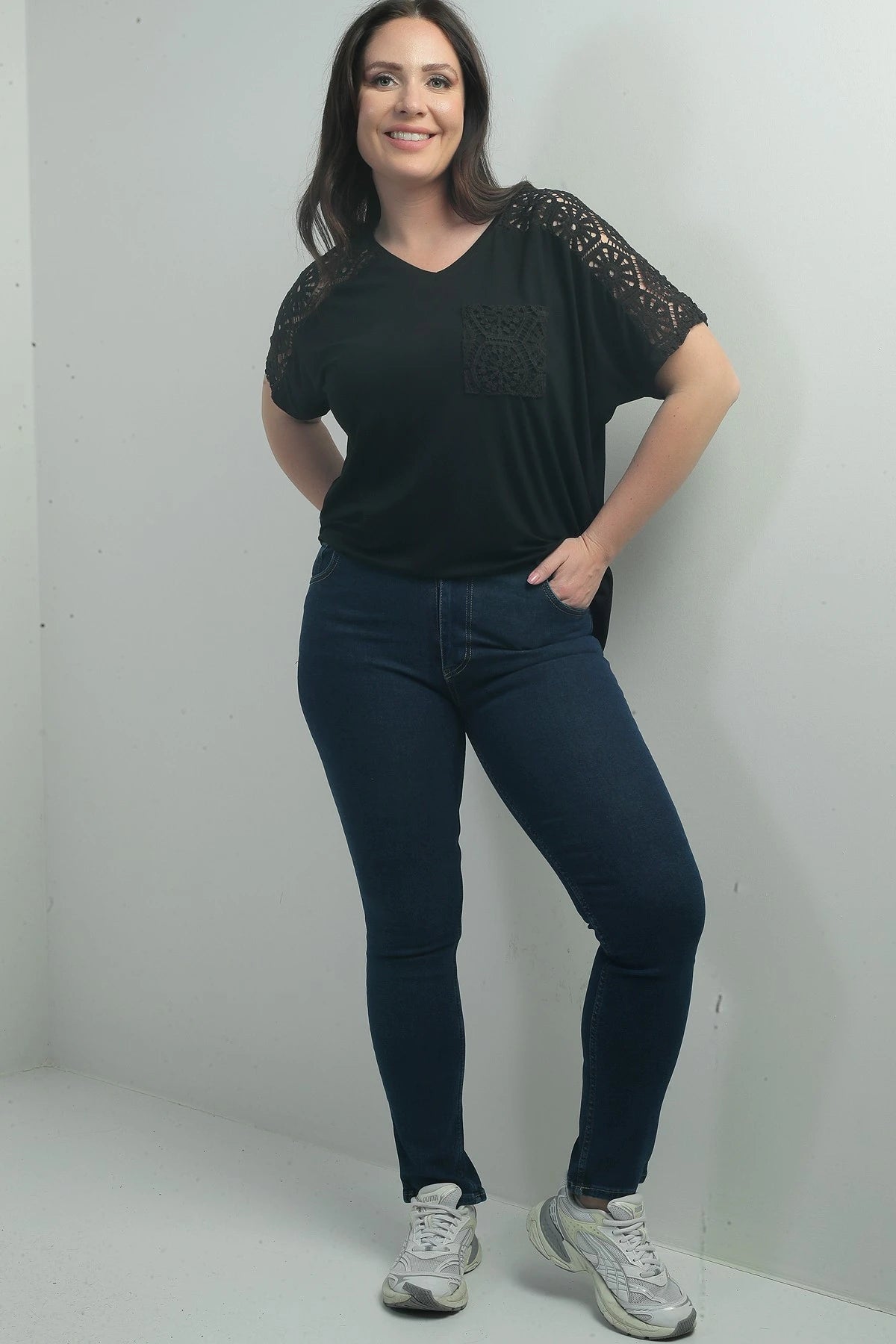 Image of Women's High Waist Straight Leg Lycra Plus Size Jeans