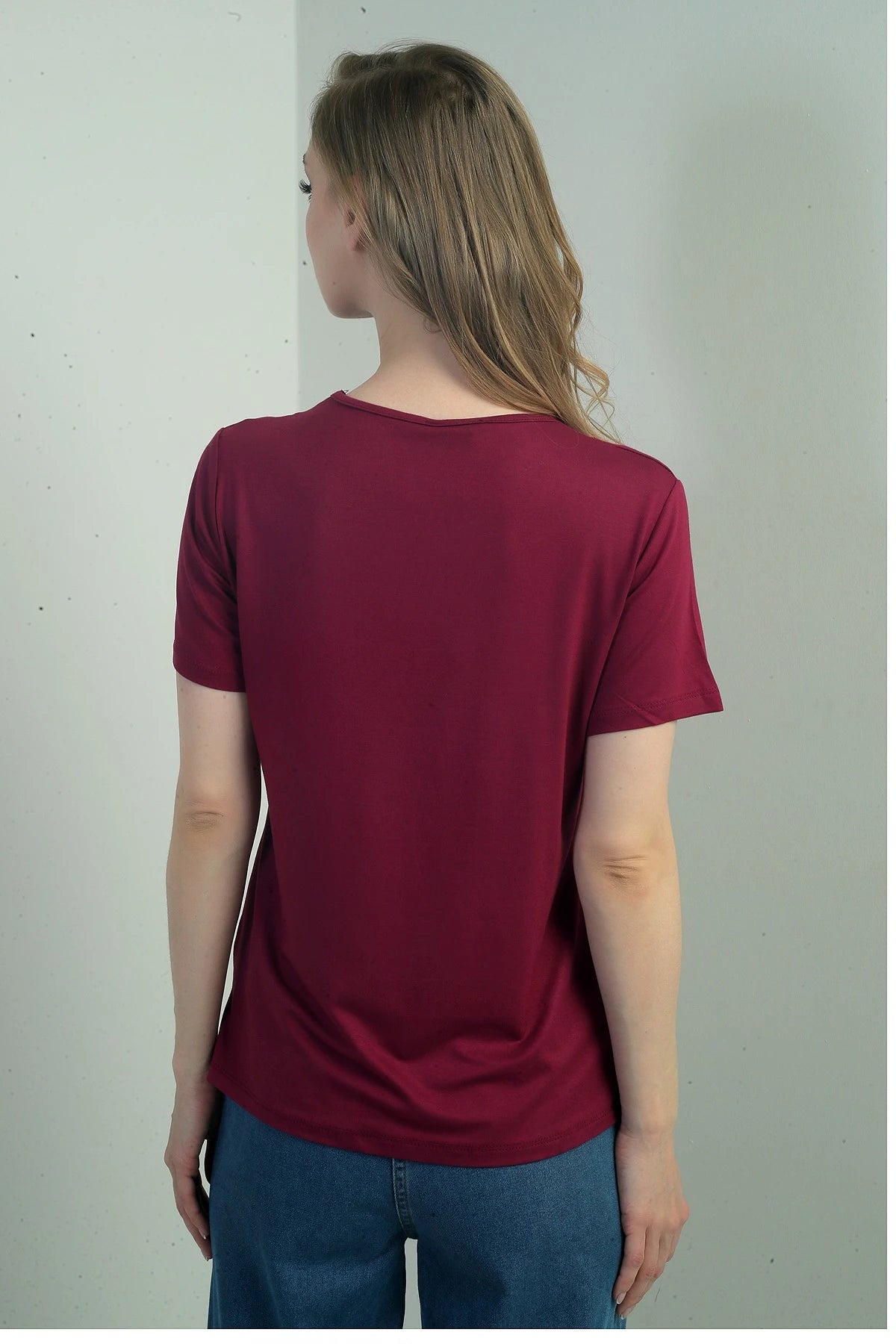 Image of Women's V-Neck Short-Sleeve Blouse with Slit