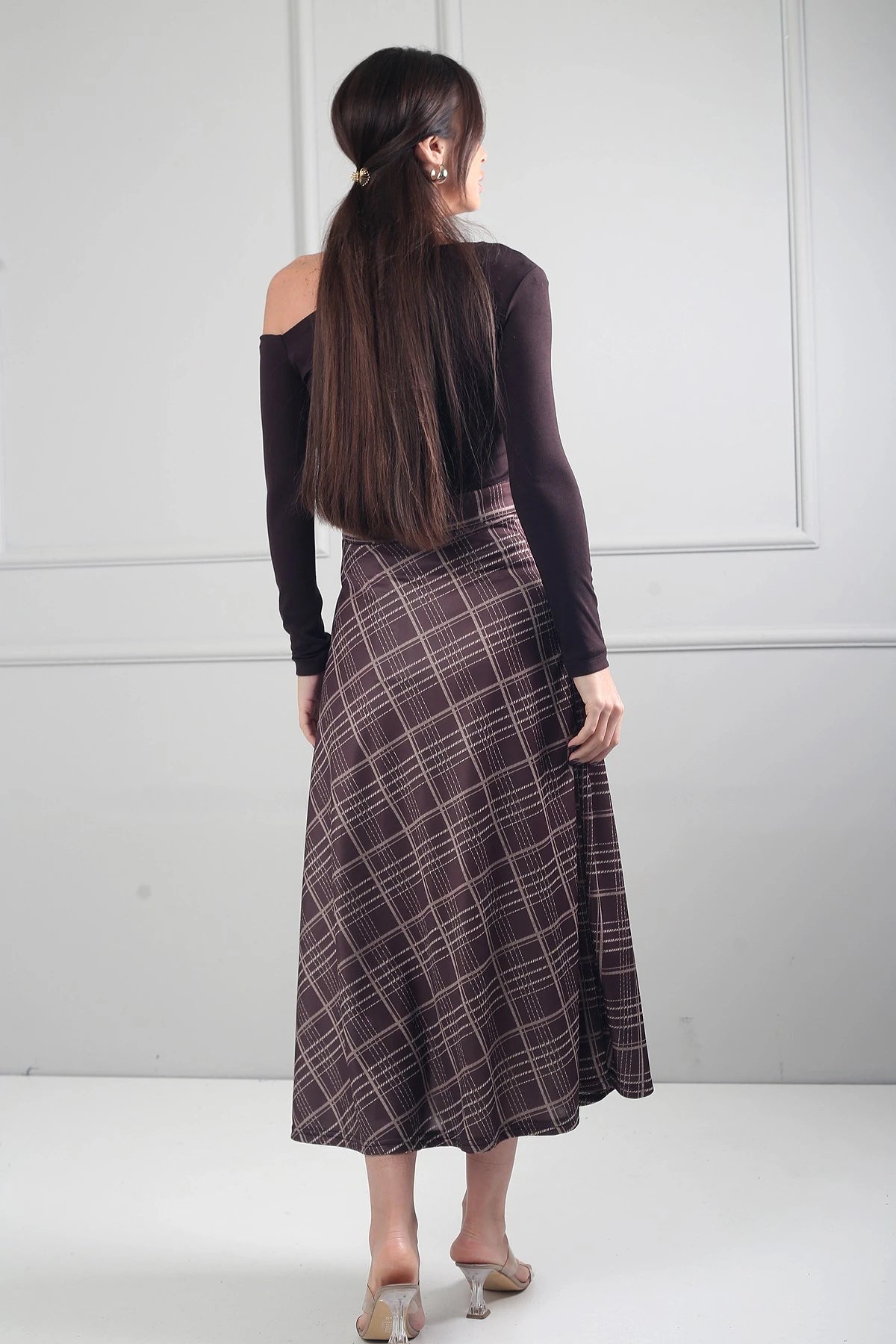 Image of Women's Elastic Waist Plaid Viscose Satin Lycra Long Skirt