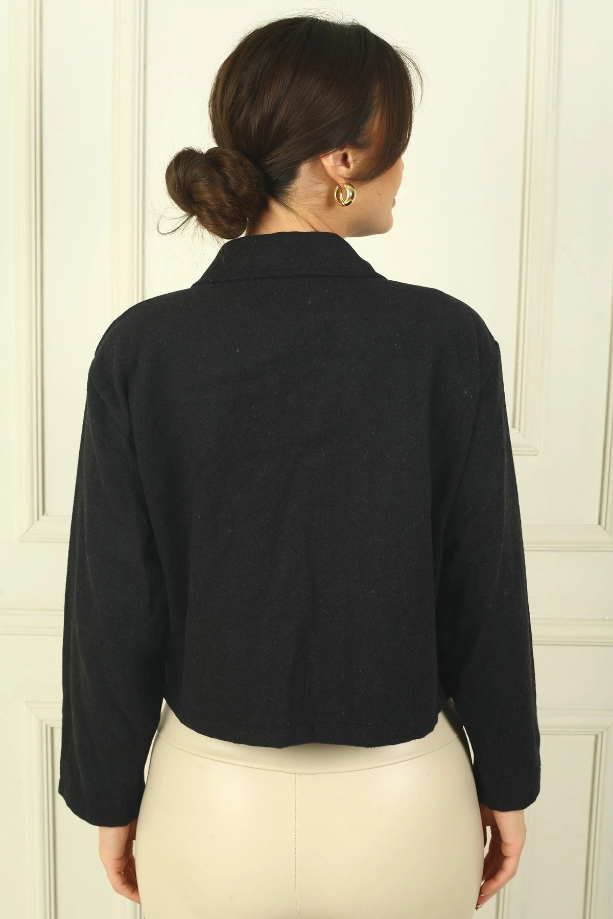 Image of Women's Short Cashmere Coat with Buttoned Patch Pockets