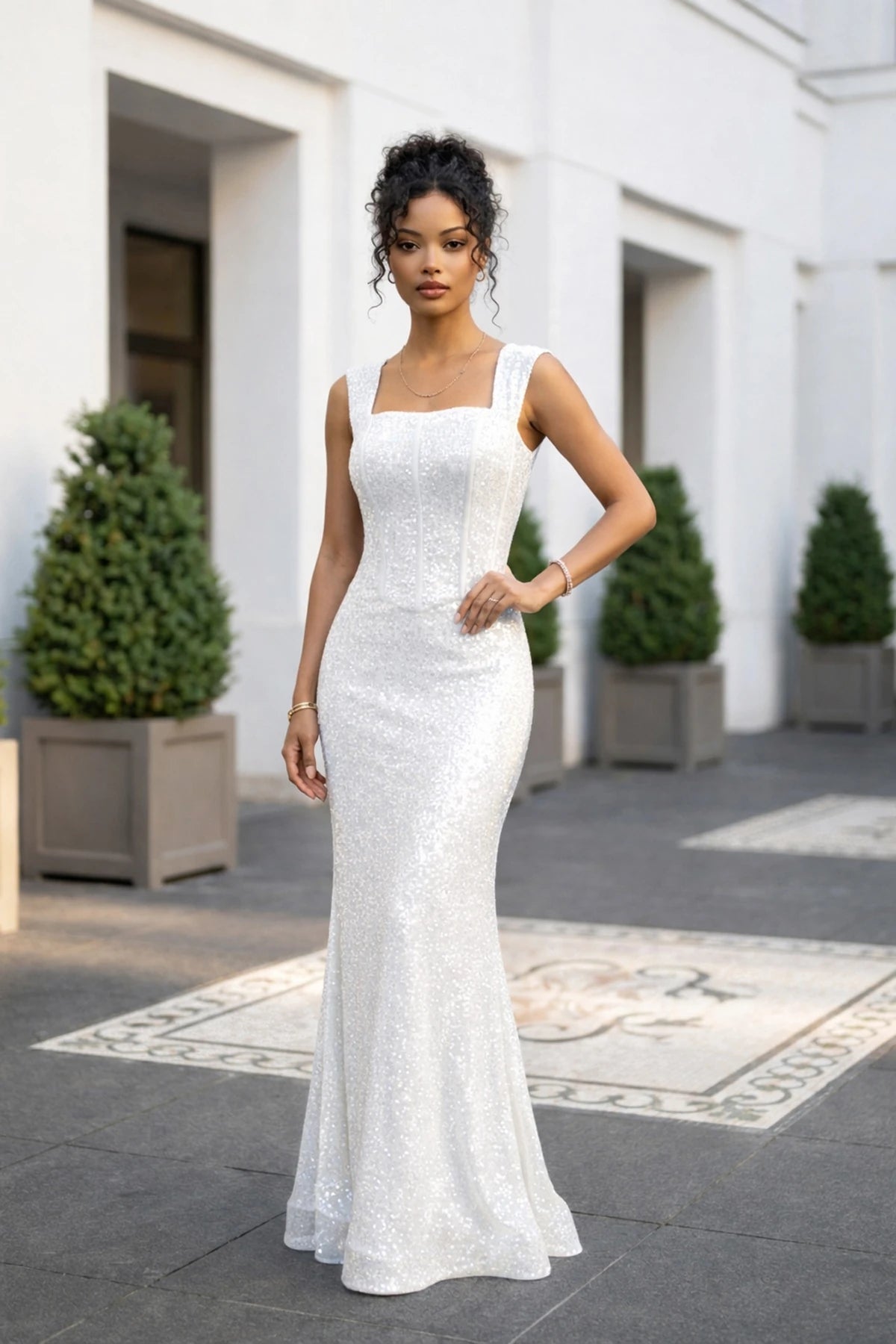 Image of Women's Strapless Bustier Low-Sleeved Lined Mesh Fishtail Dress with Waistband