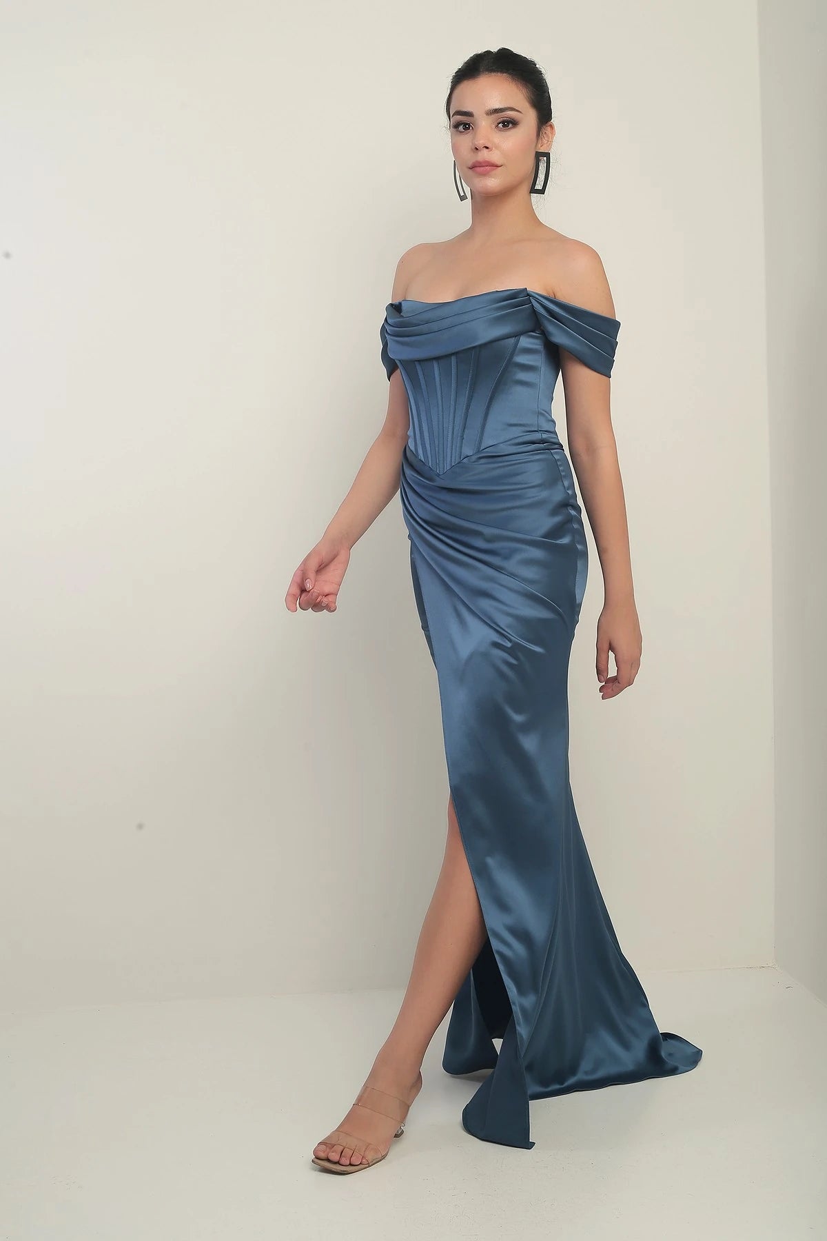Image of Women's Strapless Low-Sleeve Lined Underwired Satin Long Dress
