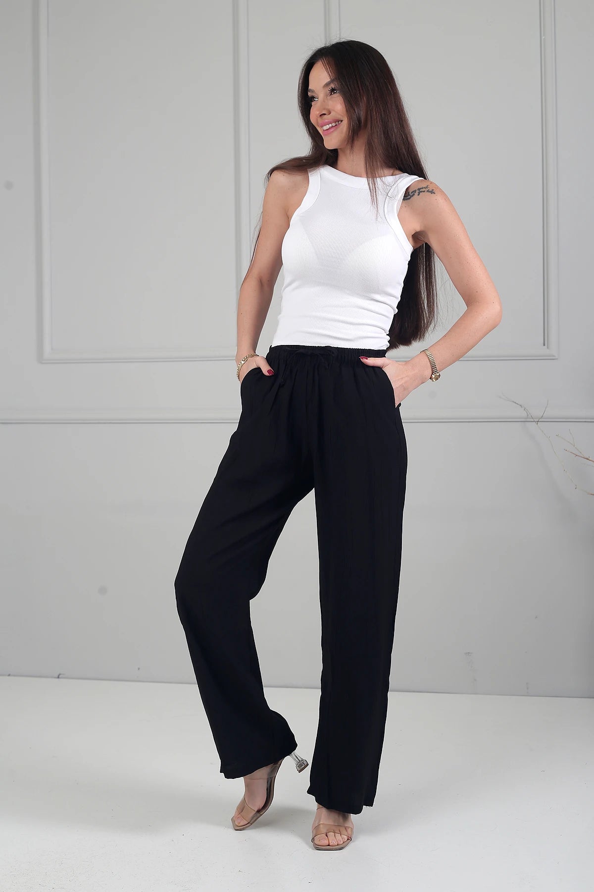 Image of Women's Elastic Waist Wide Leg Strawberry Patterned Pants with Pockets