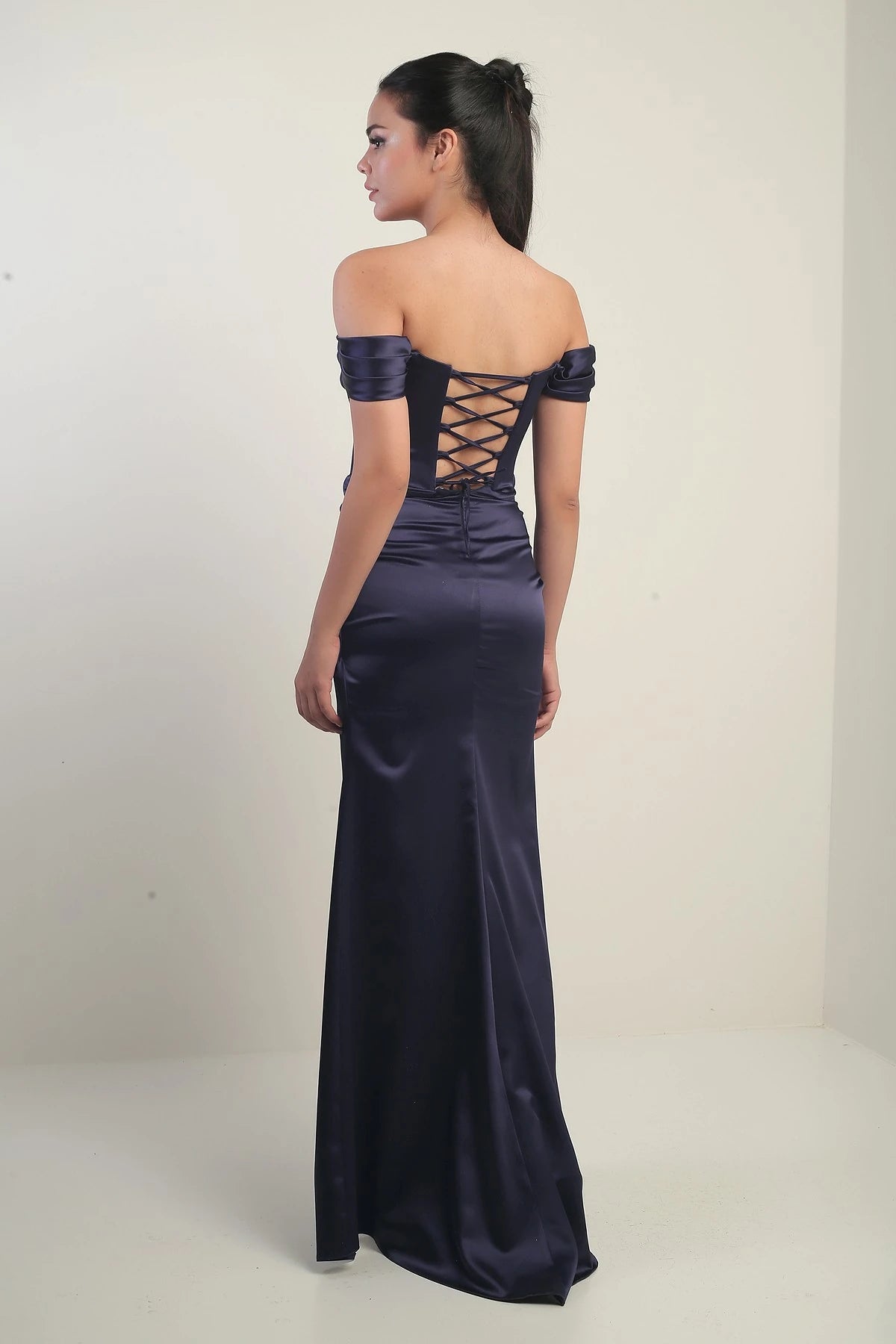 Image of Women's Strapless Low-Sleeve Lined Underwired Satin Long Dress