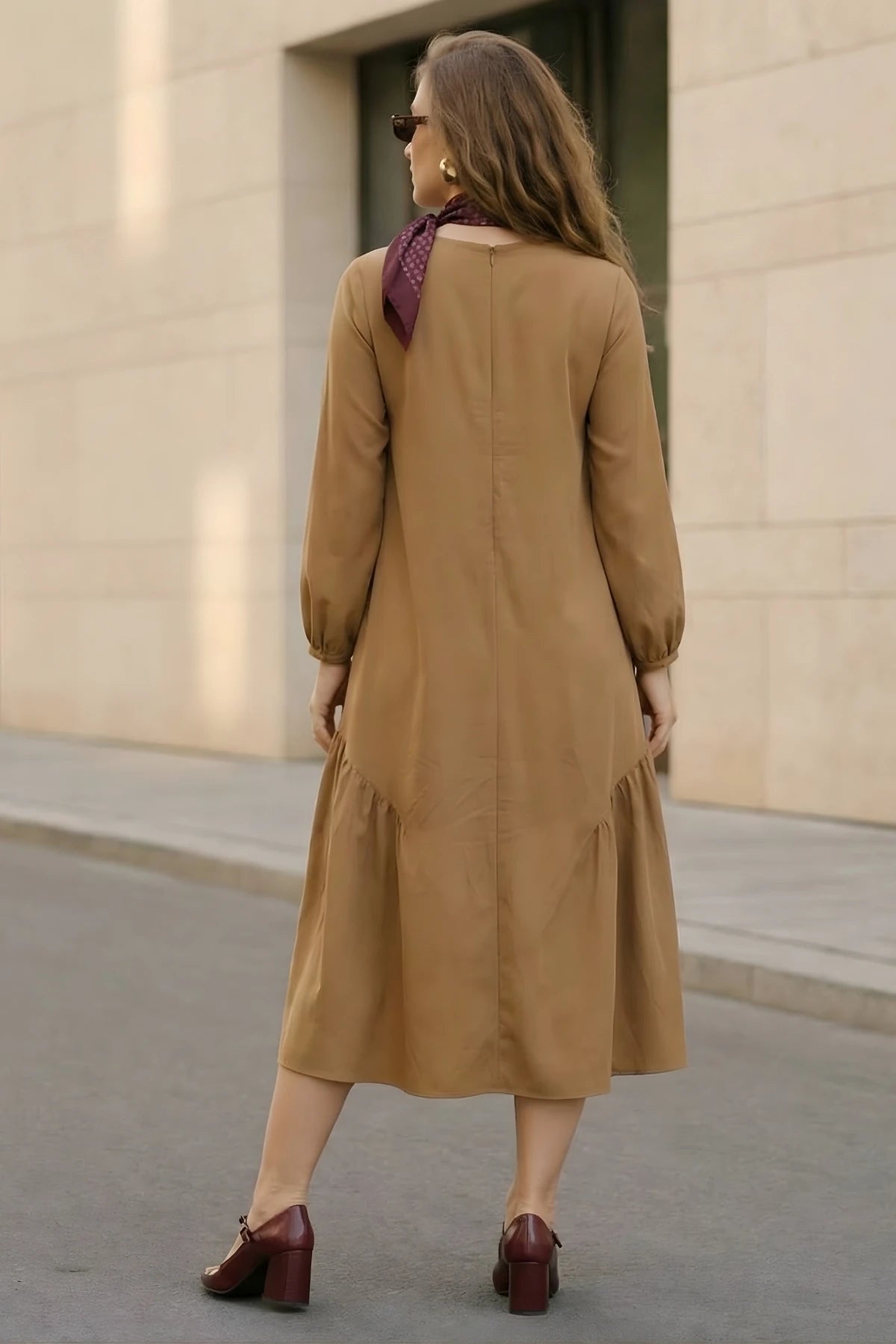 Image of Rochie midi Iocell cu croială lejeră și buzunare pentru femei