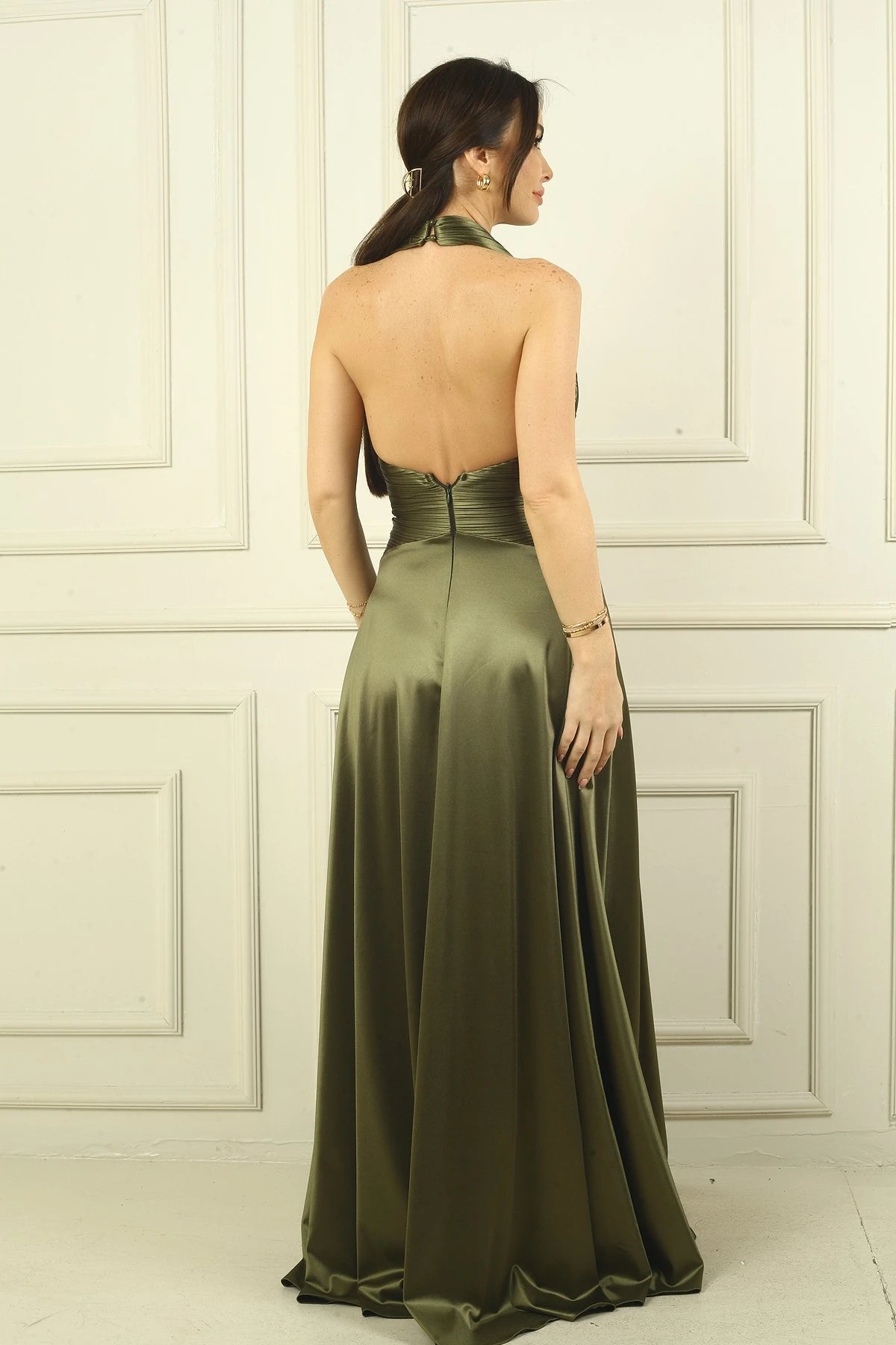 Image of Women's V-Neck Backless Pleated Knitted Satin Long Dress