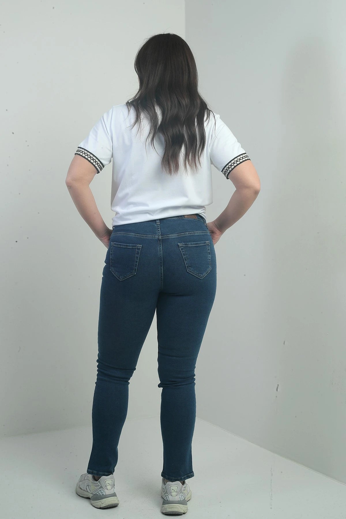 Image of Women's High Waist Straight Leg Lycra Plus Size Jeans
