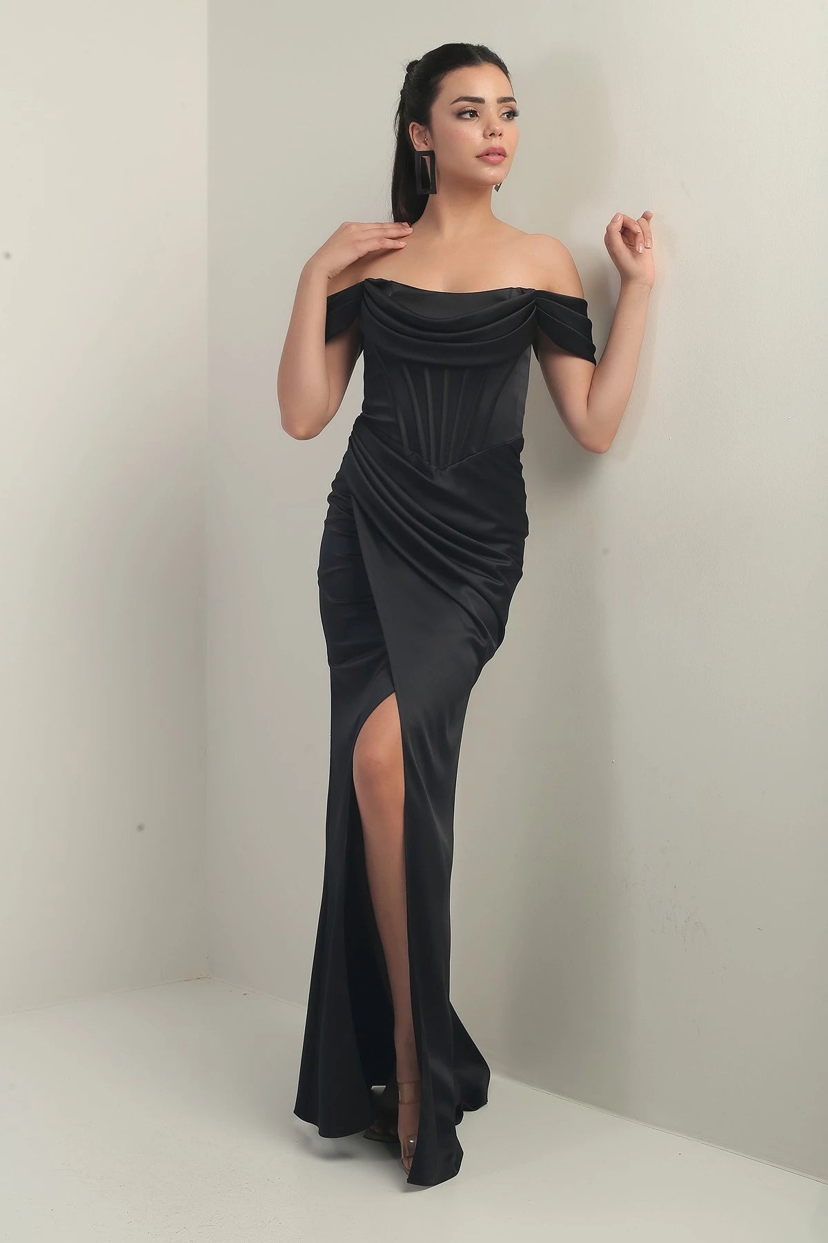 Image of Women's Strapless Low-Sleeve Lined Underwired Satin Long Dress