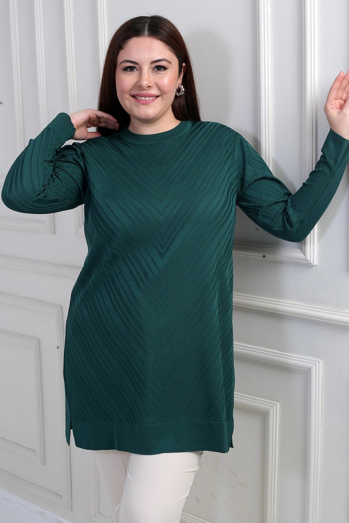 Image of Bluză-tunică pentru femei cu guler rotund, mărime mare