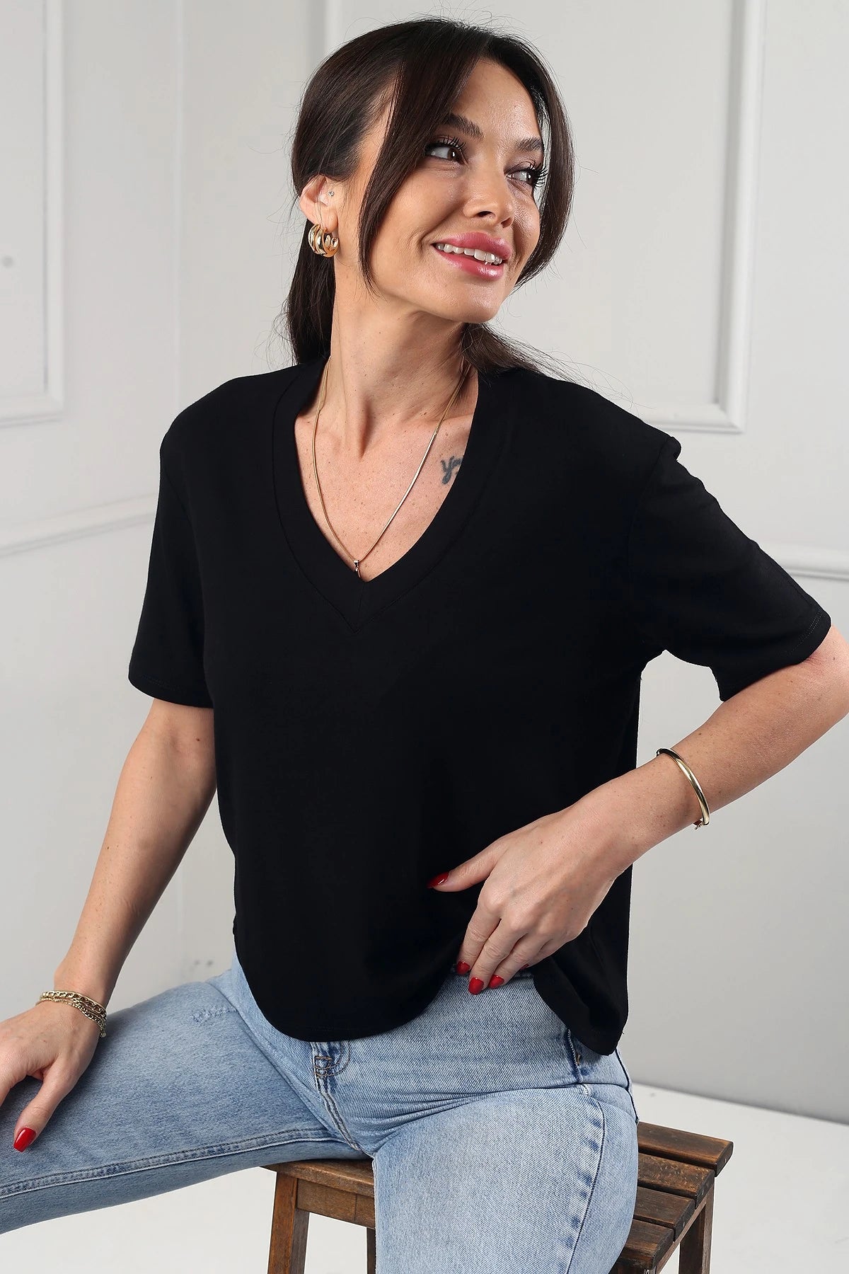 Image of Women's Interlock V-Neck Lycra Loose-Fitting Blouse