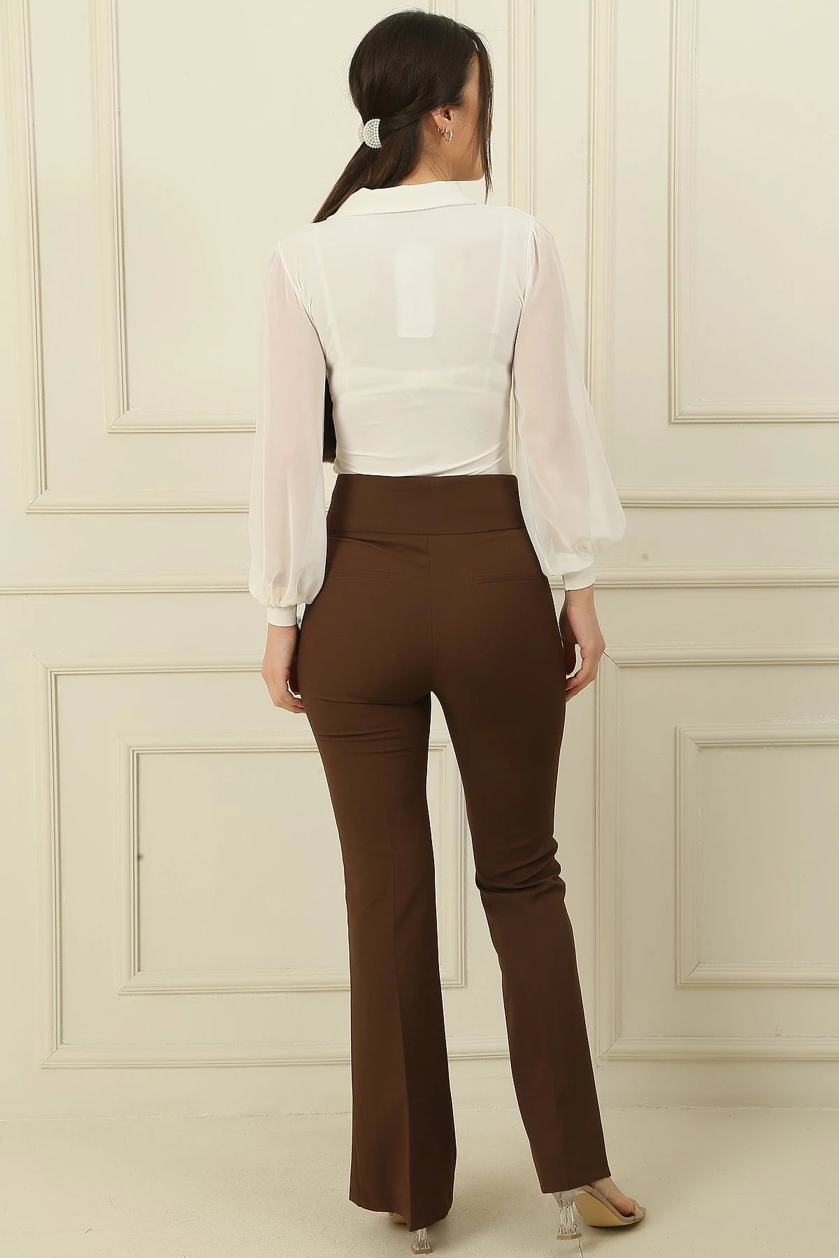 Image of Pantaloni largi, elastici, în stil spaniol, cu talie înaltă și buzunare