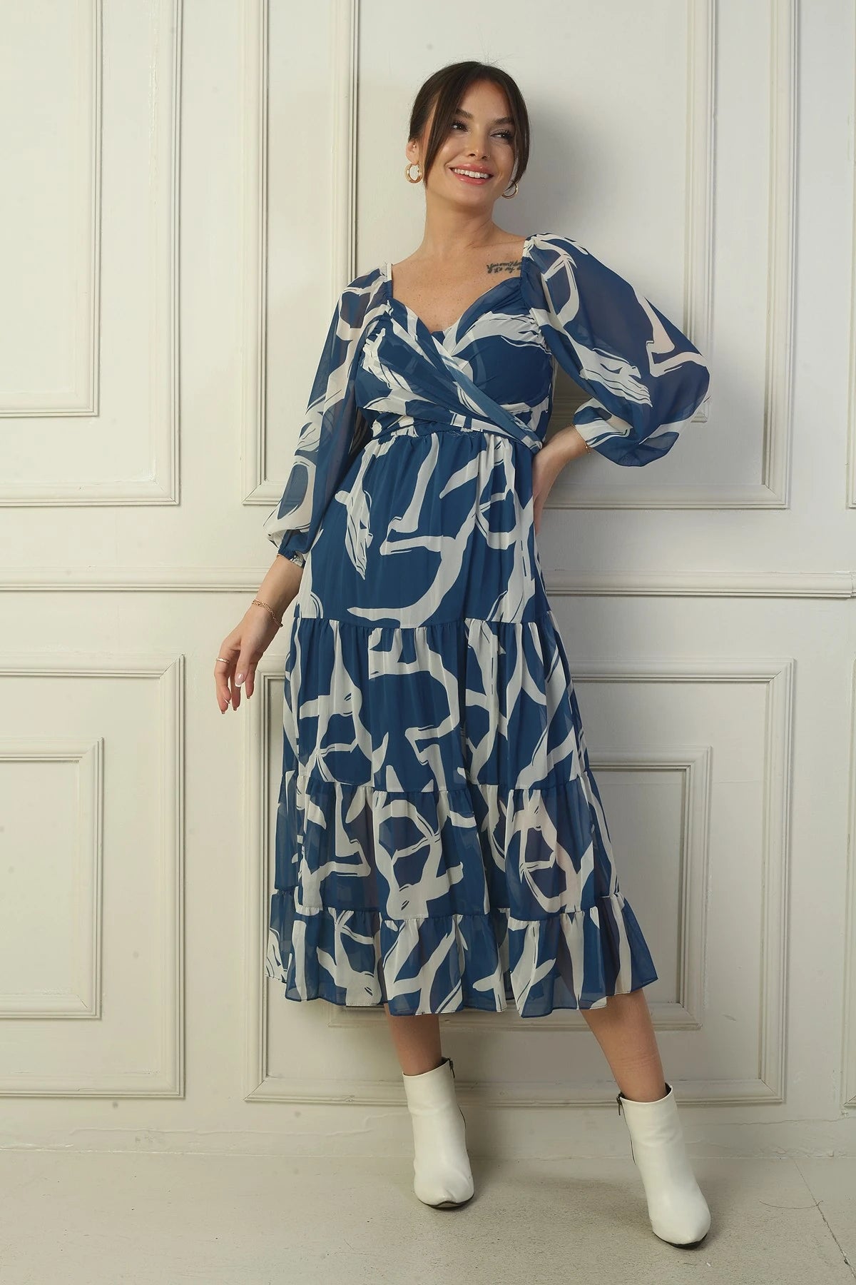 Image of Madonna Neckline Lined Cross-Tie Abstract Pattern Wrap Chiffon Dress