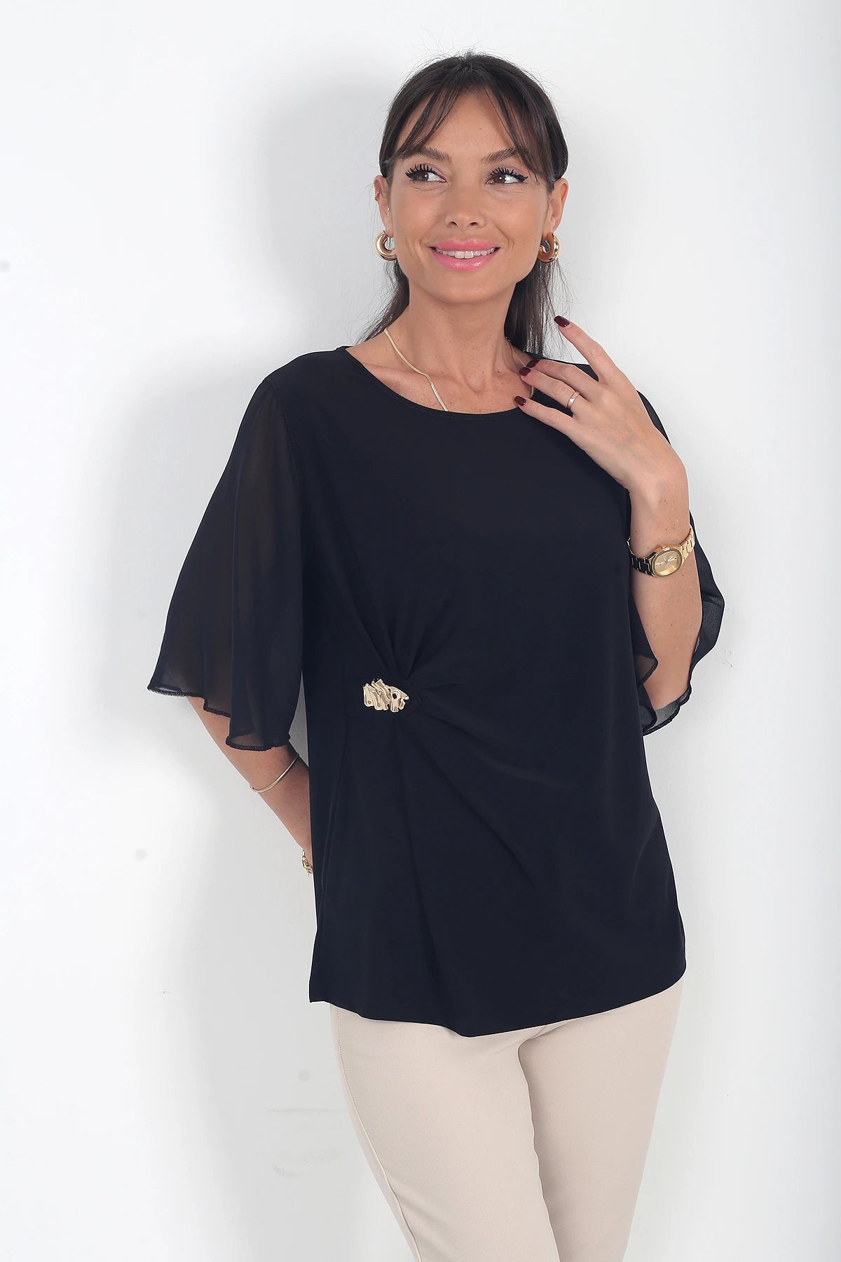 Image of Kadın Toka Detaylı Şifon Kollu Likralı Sandy Bluz