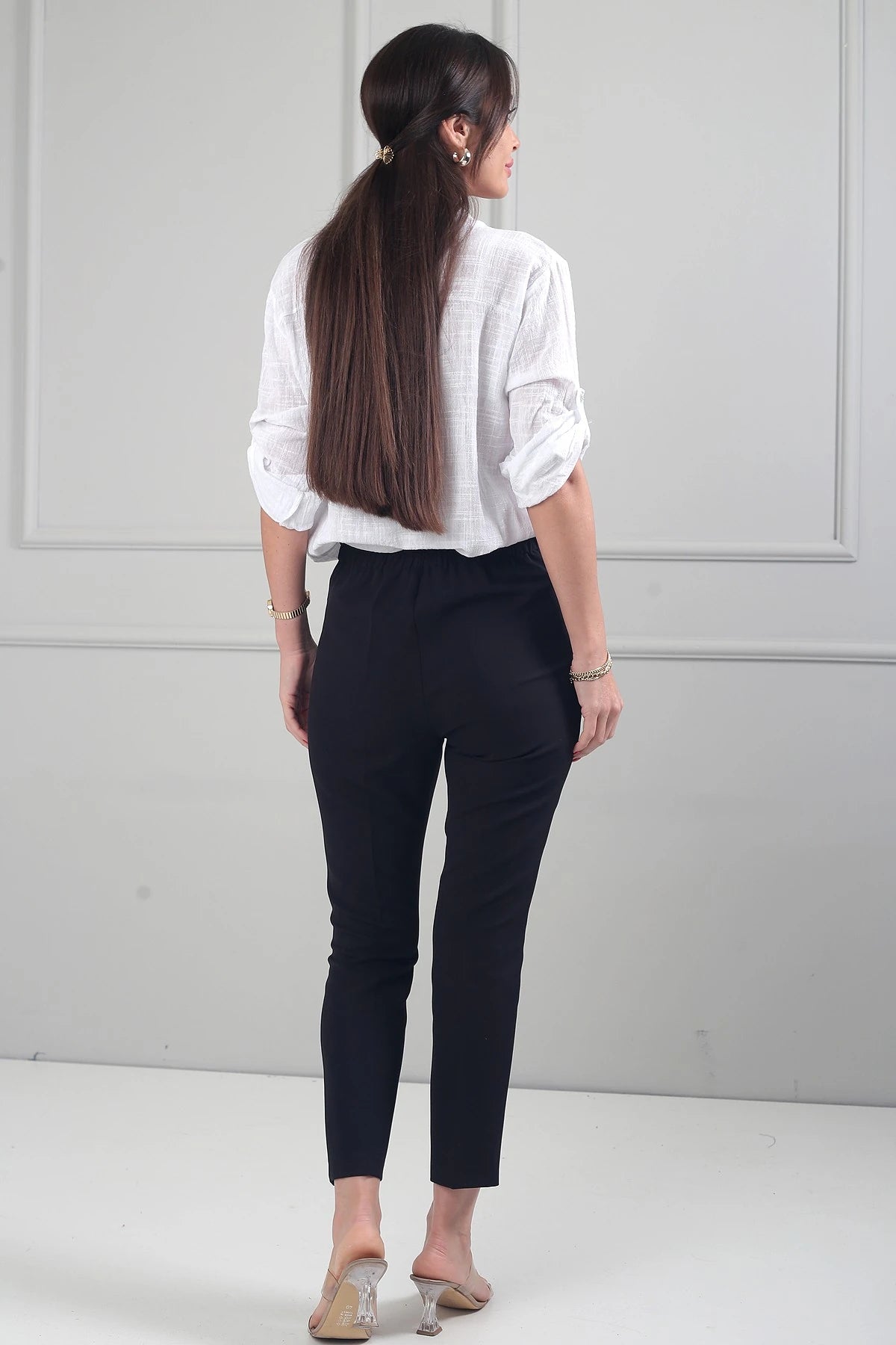 Image of Women's Wide-Sized Crepe Pants with Elasticated Back