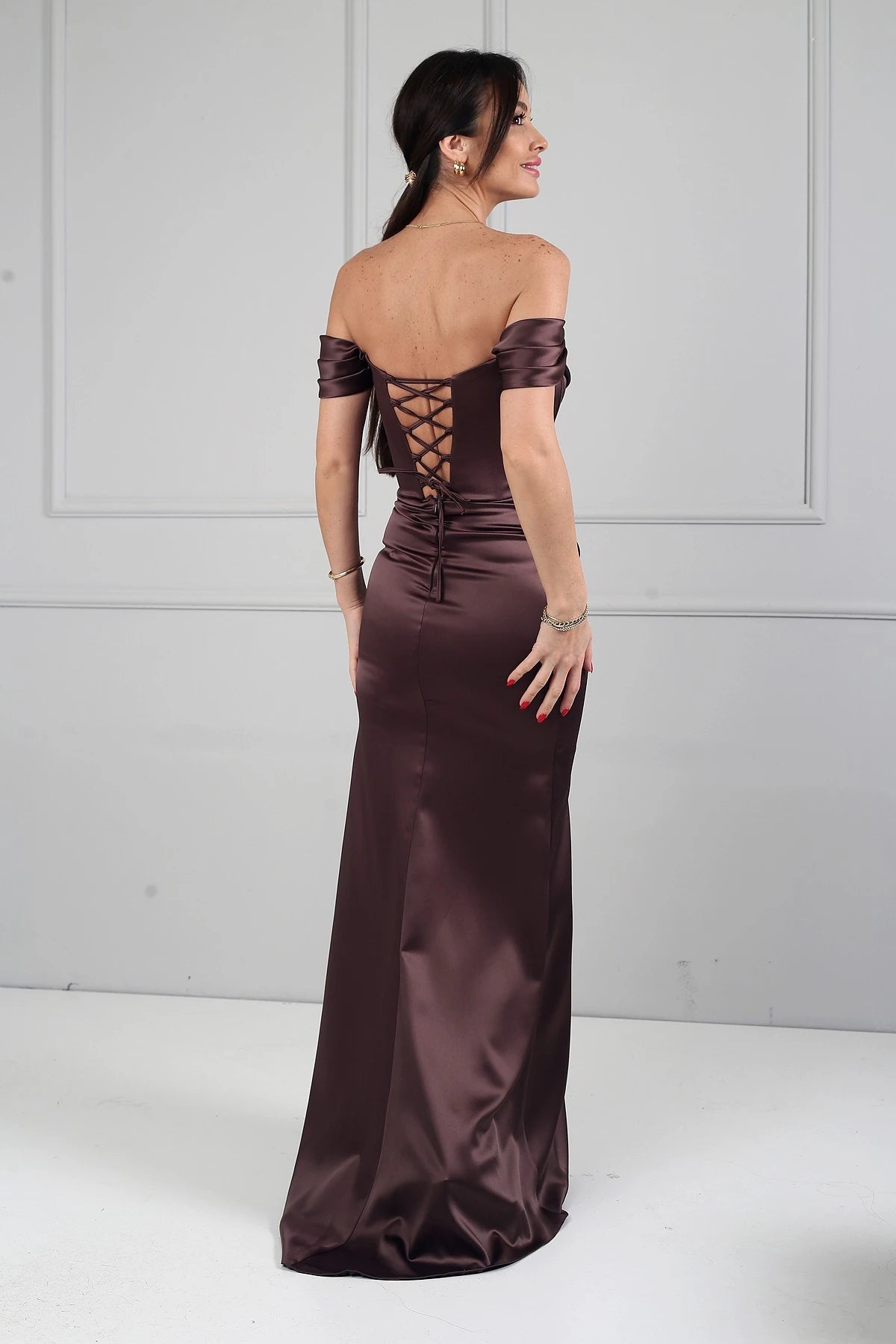 Image of Women's Strapless Low-Sleeve Lined Underwired Satin Long Dress