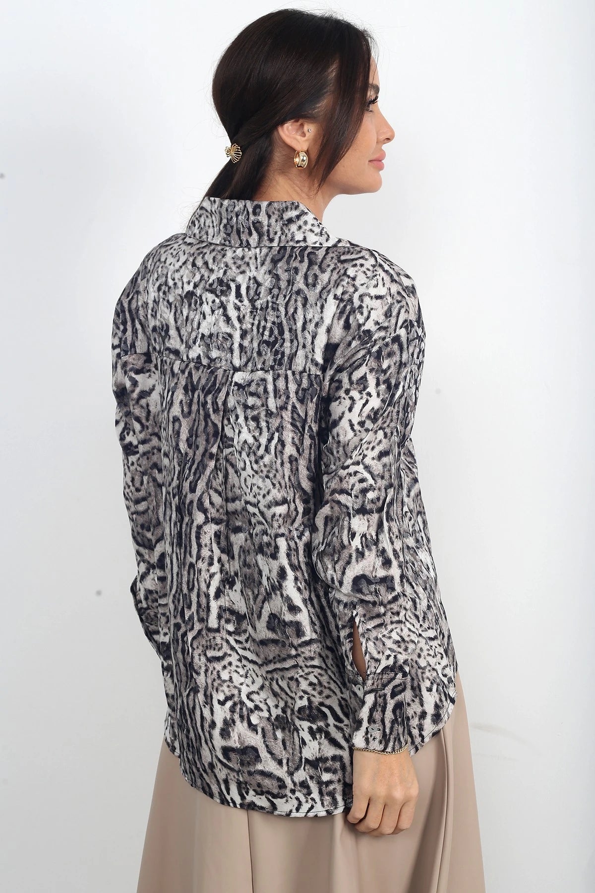 Image of Women's Long-Sleeve Patterned Shirt