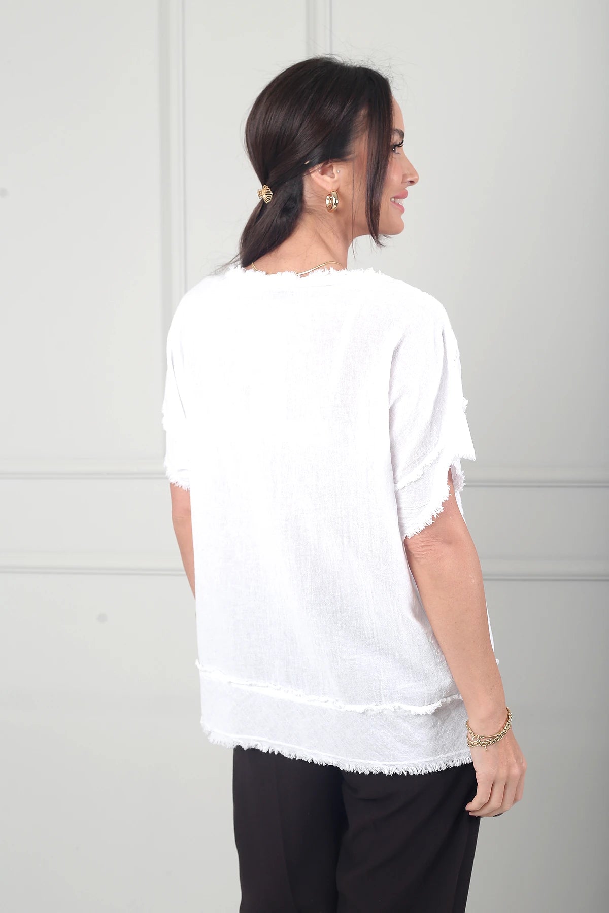 Image of Kadın Dantel Nakış İşlemeli Astarlı Salaş İtalyan Cotton Bluz