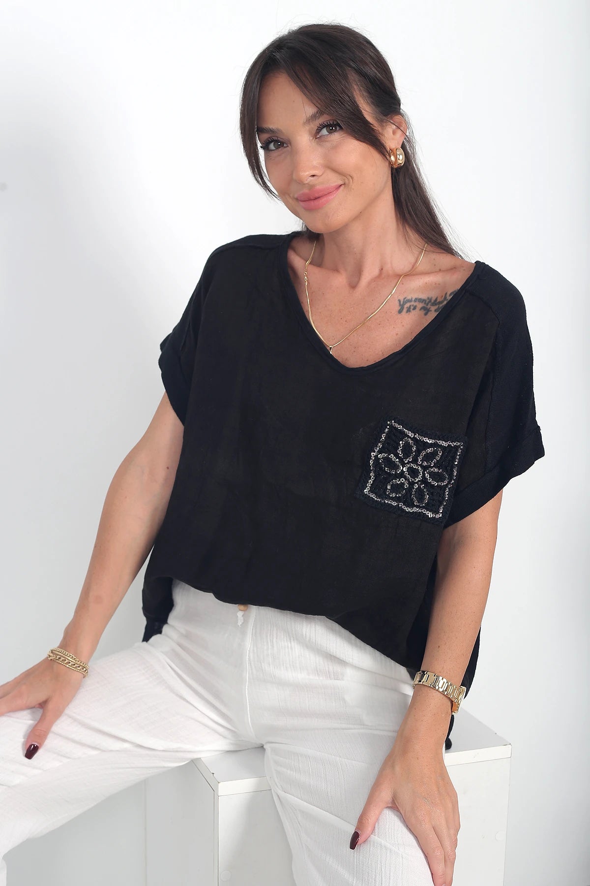 Image of Kadın İtalyan Cotton V Yaka Örgü Dantel Tek Cepli Oversize Keten Bluz