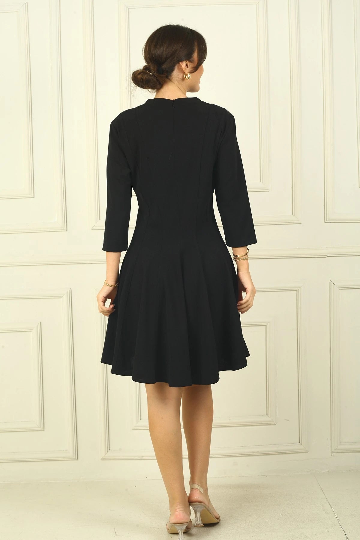 Image of Women's Round Neck, Back Zipper, Flared Skirt, Half Sleeve Dress