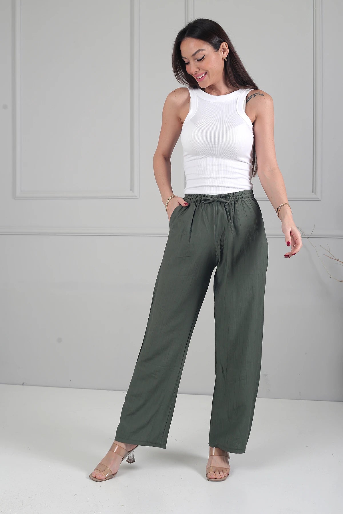 Image of Women's Elastic Waist Wide Leg Strawberry Patterned Pants with Pockets