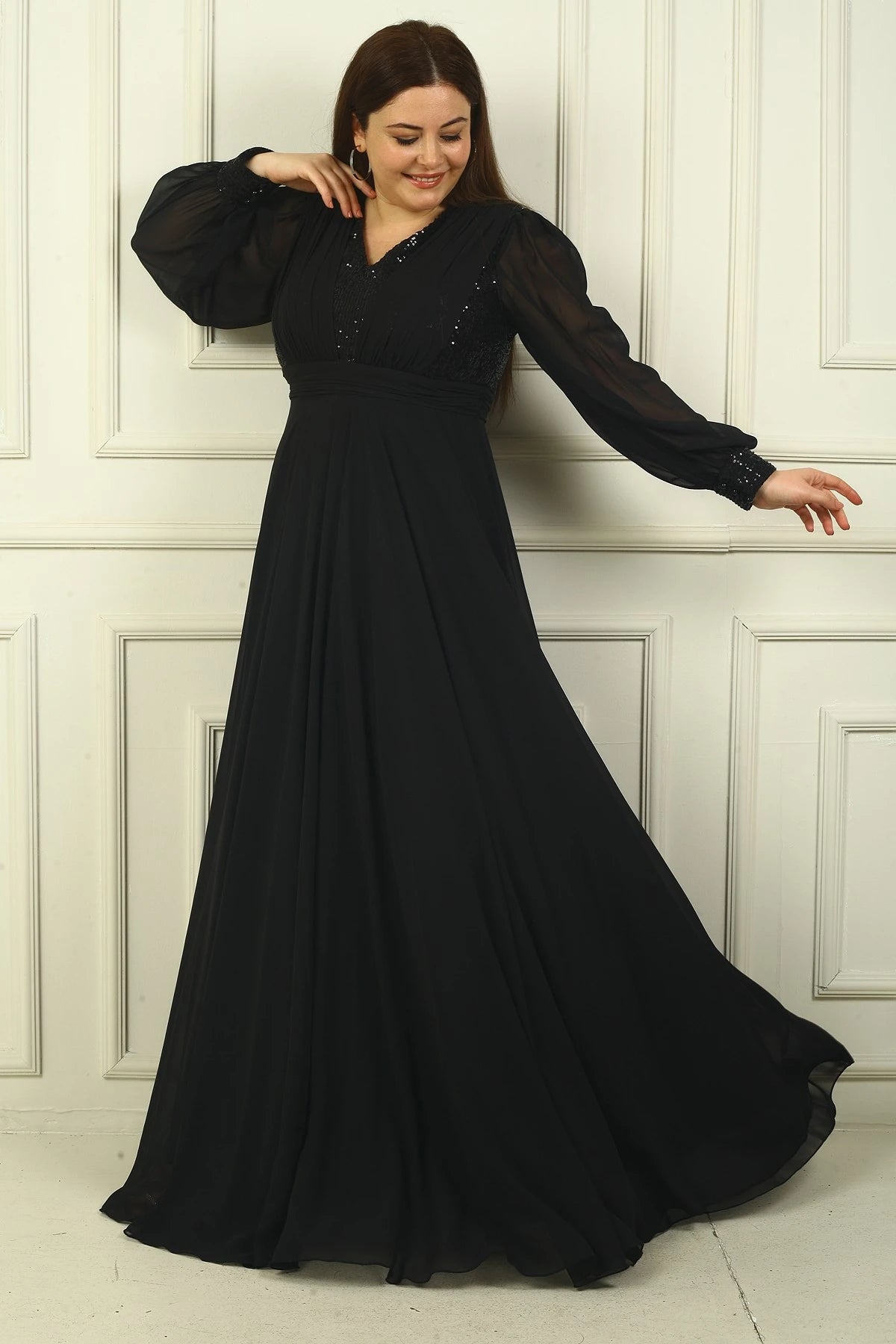 Image of Women's Front and Back V-Neck Sequined Lined Plus Size Long Chiffon Evening Dress