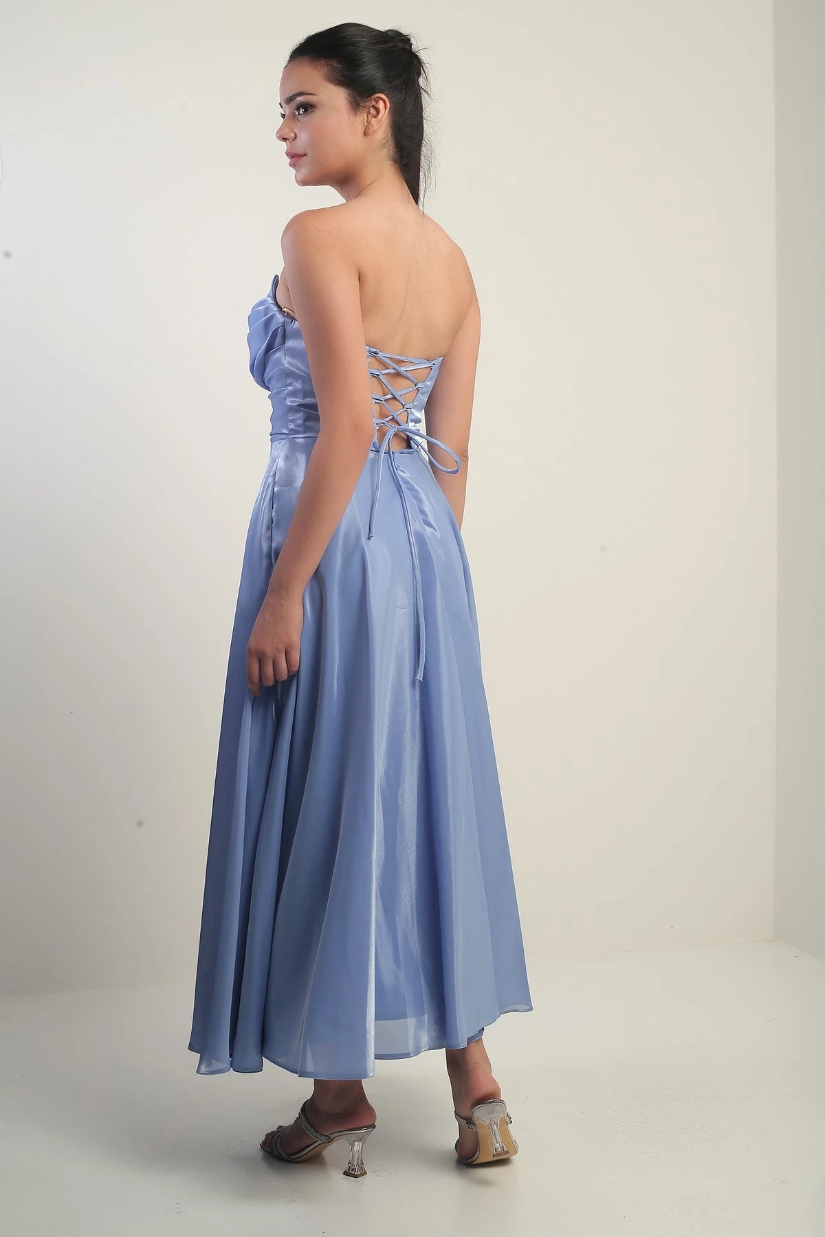 Image of Rochie midi din satin organza, fără bretele, cu decolteu în V pentru femei