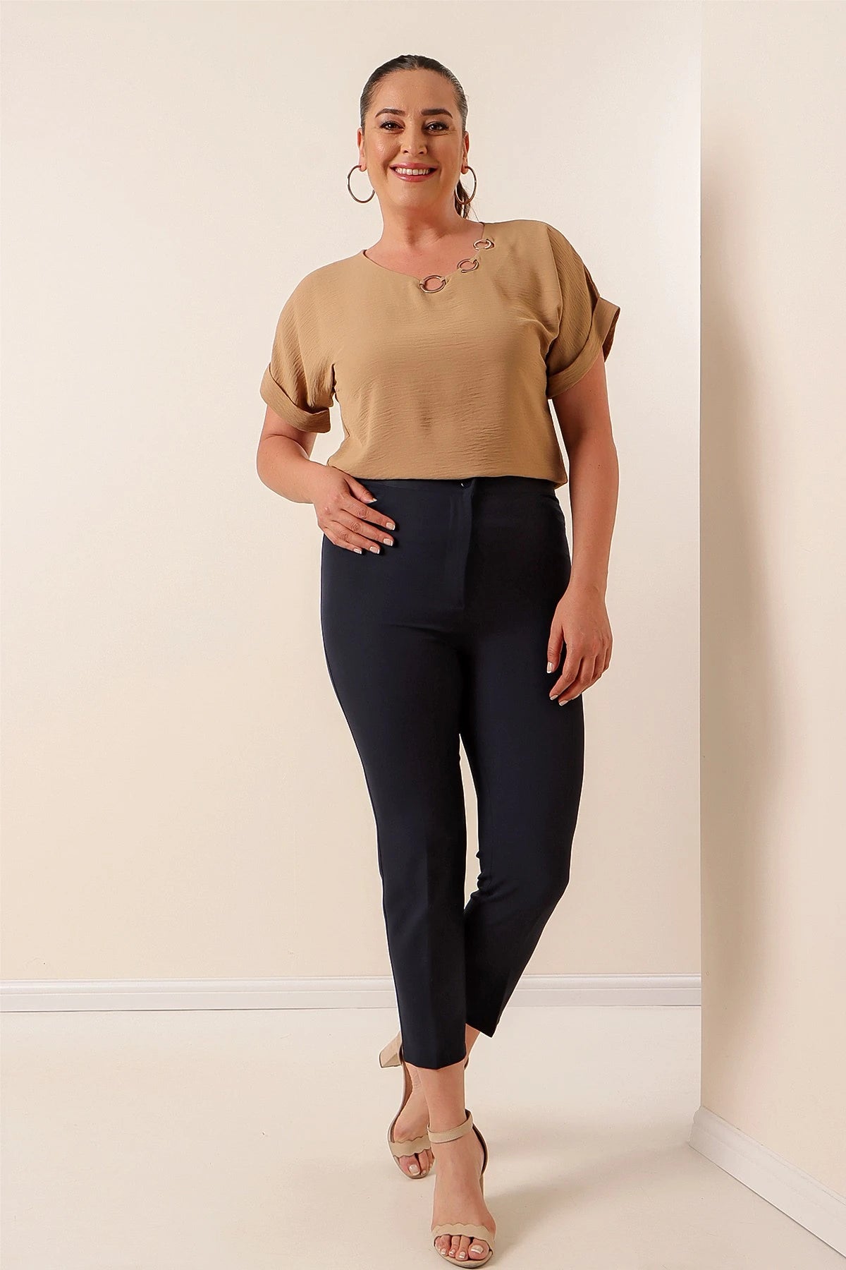 Image of Elastic Waist, Pockets, Lycra Plus Size Trousers