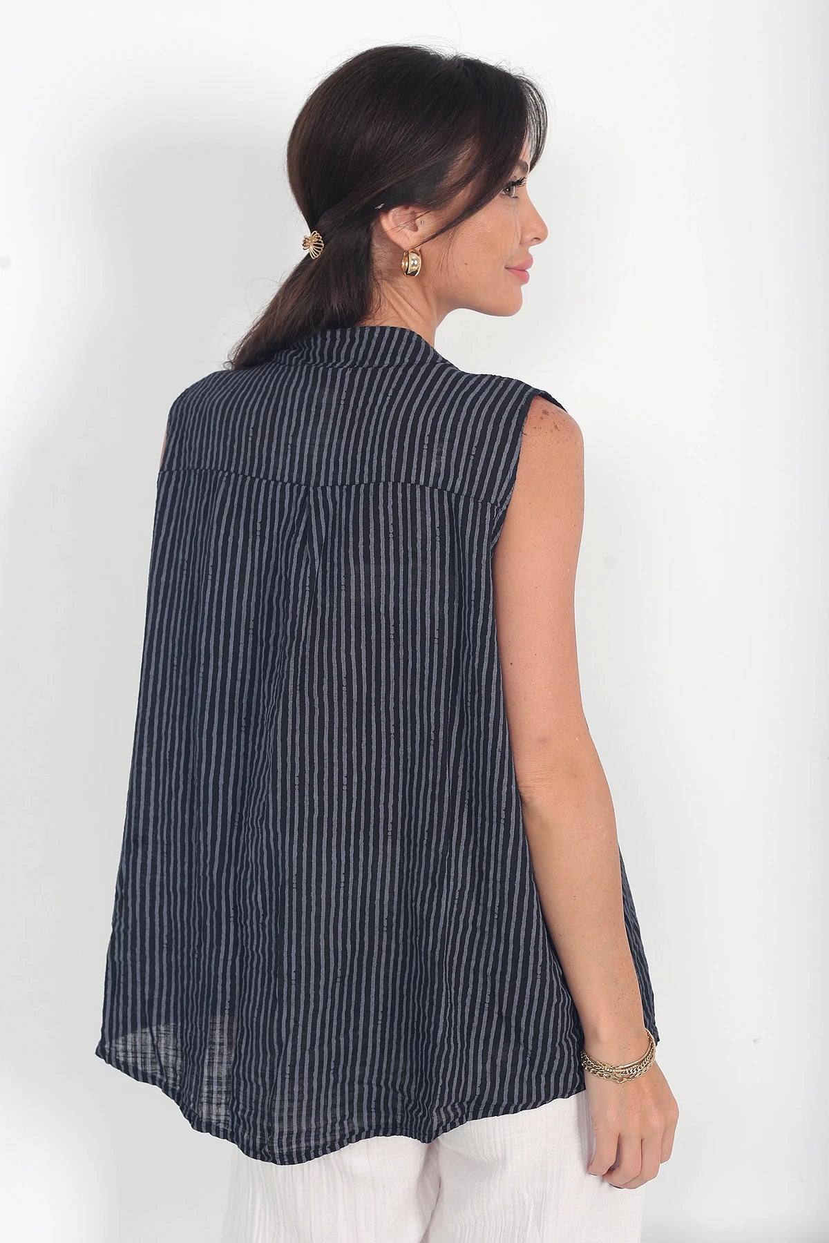 Image of Kadın Sıfır Kol Çizgili Tek Cepli İtalyan Cotton Oversize Bluz