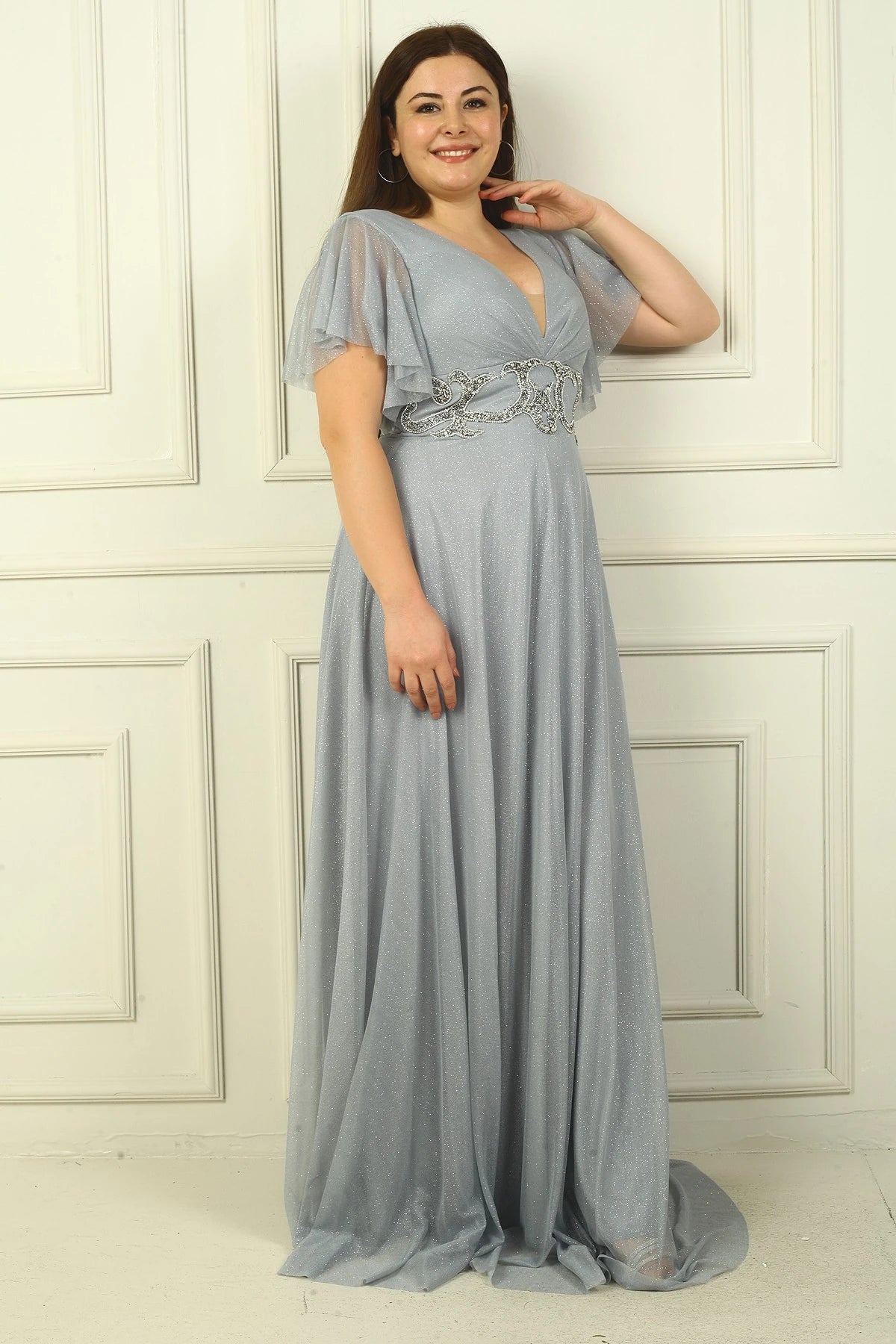 Image of Women's Front and Back V-Neck Waist Embellished, Lined, Glittery Plus Size Evening Dress