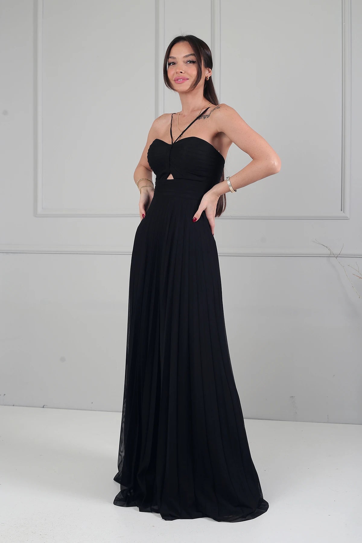 Image of Women's Strapless Neckline Lined Pleated Long Tulle Dress