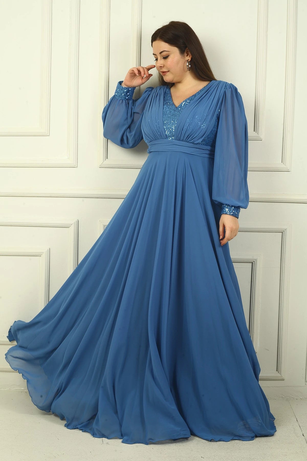 Image of Women's Front and Back V-Neck Sequined Lined Plus Size Long Chiffon Evening Dress