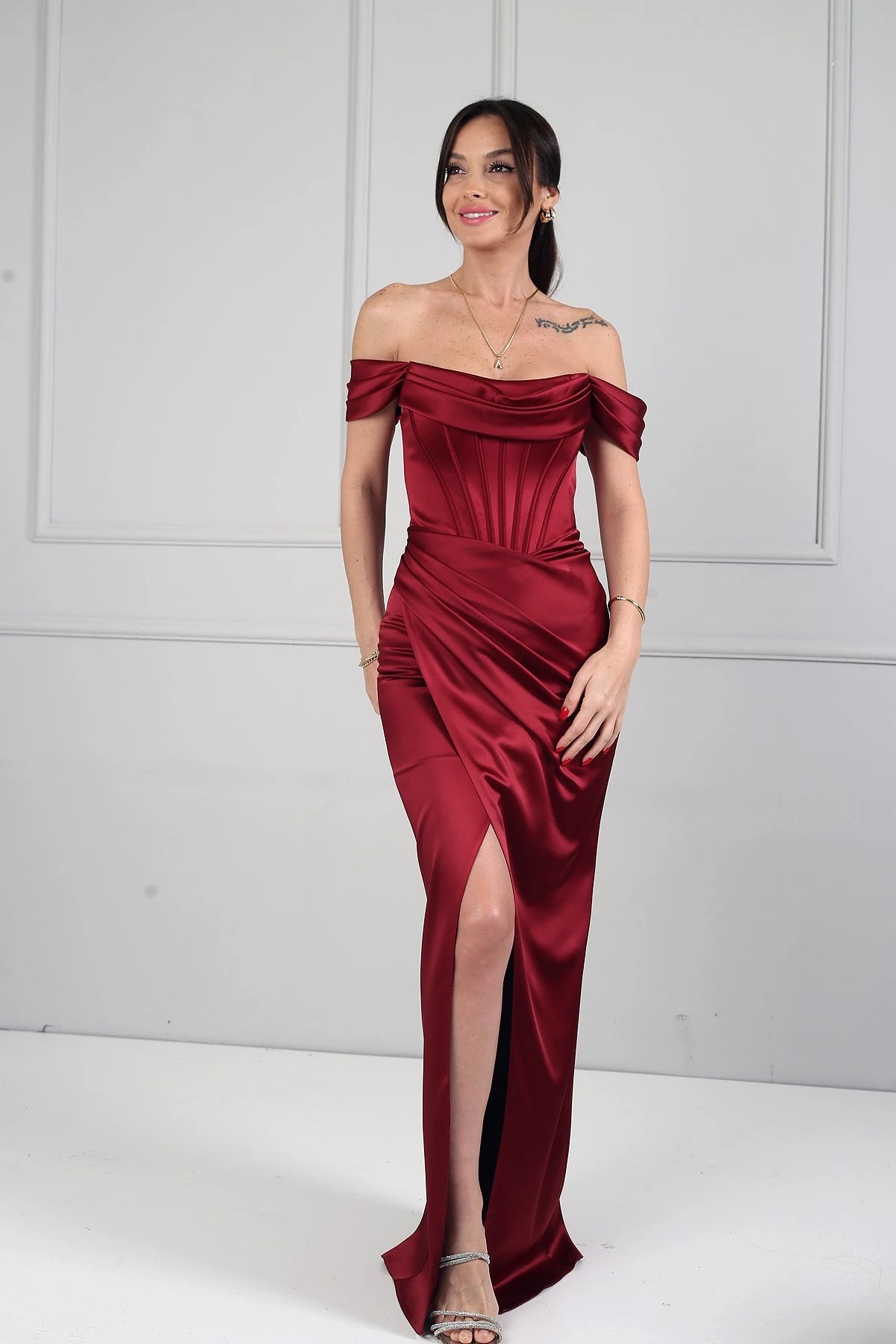 Image of Women's Strapless Low-Sleeve Lined Underwired Satin Long Dress